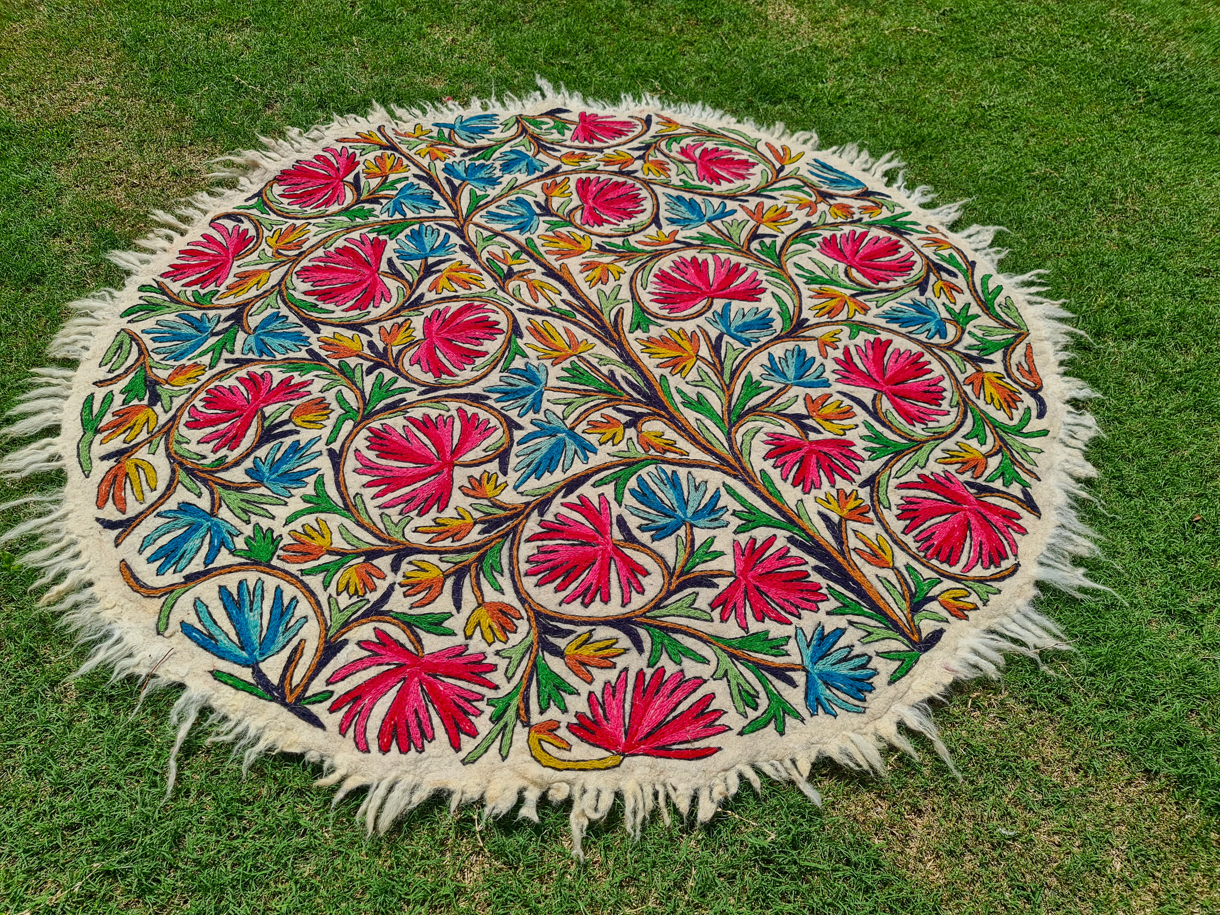 Kashmiri wool rug "Tree of life" boho area rug traditional Namda embroidery rug | hand felted 5ft bohemian bedroom rug - colorful floral rug