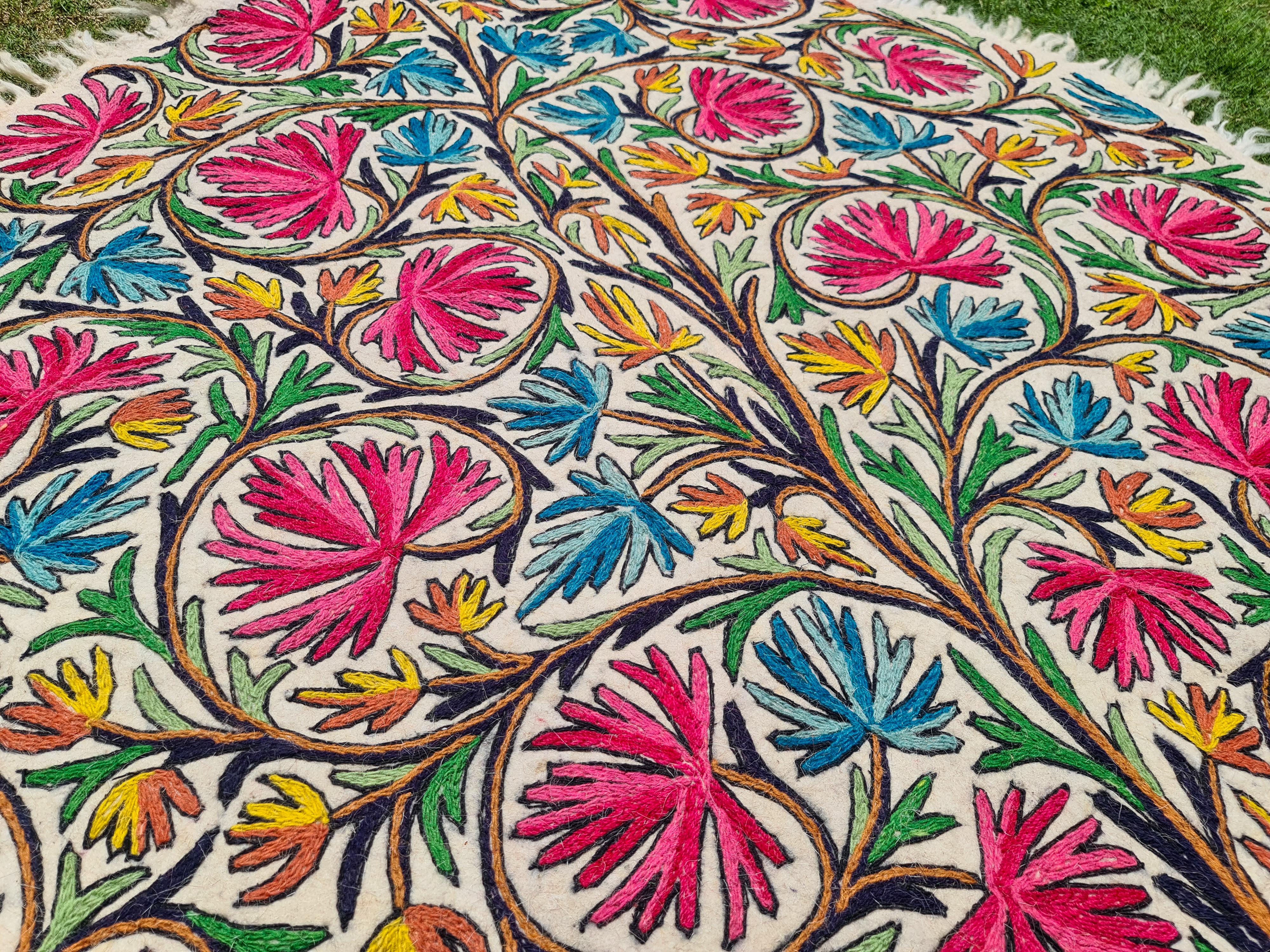 Kashmiri wool rug "Tree of life" boho area rug traditional Namda embroidery rug | hand felted 5ft bohemian bedroom rug - colorful floral rug