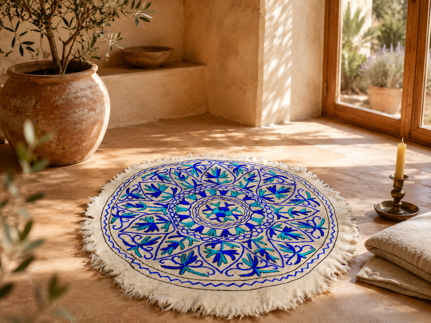Alfombra Mandala Boho – Namda de Lana Artesanal de Cachemira, Bordado Colorido