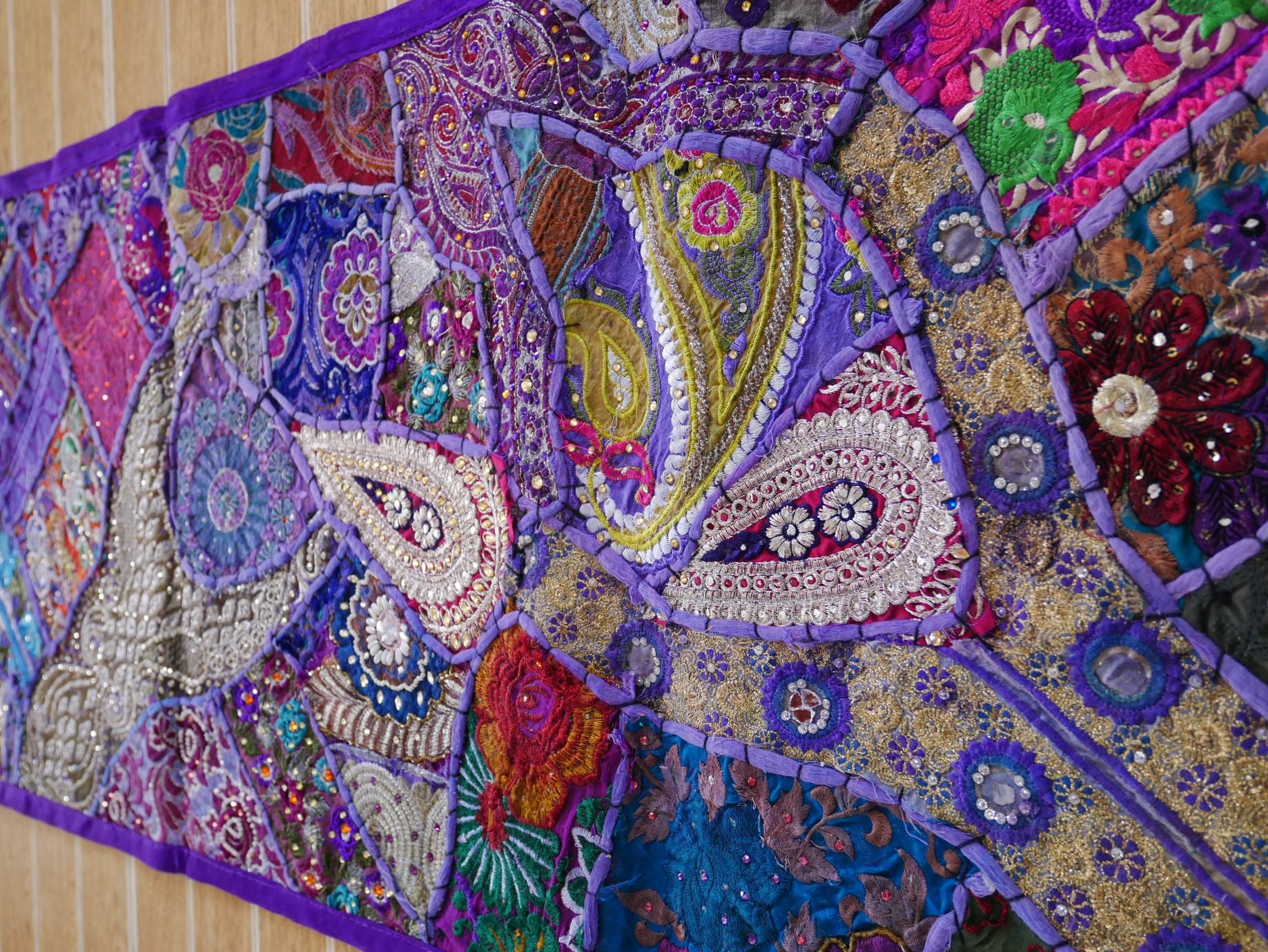 Camino de mesa - tapiz de pared estilo bohemio indio tapiz colorido para colgar en la pared