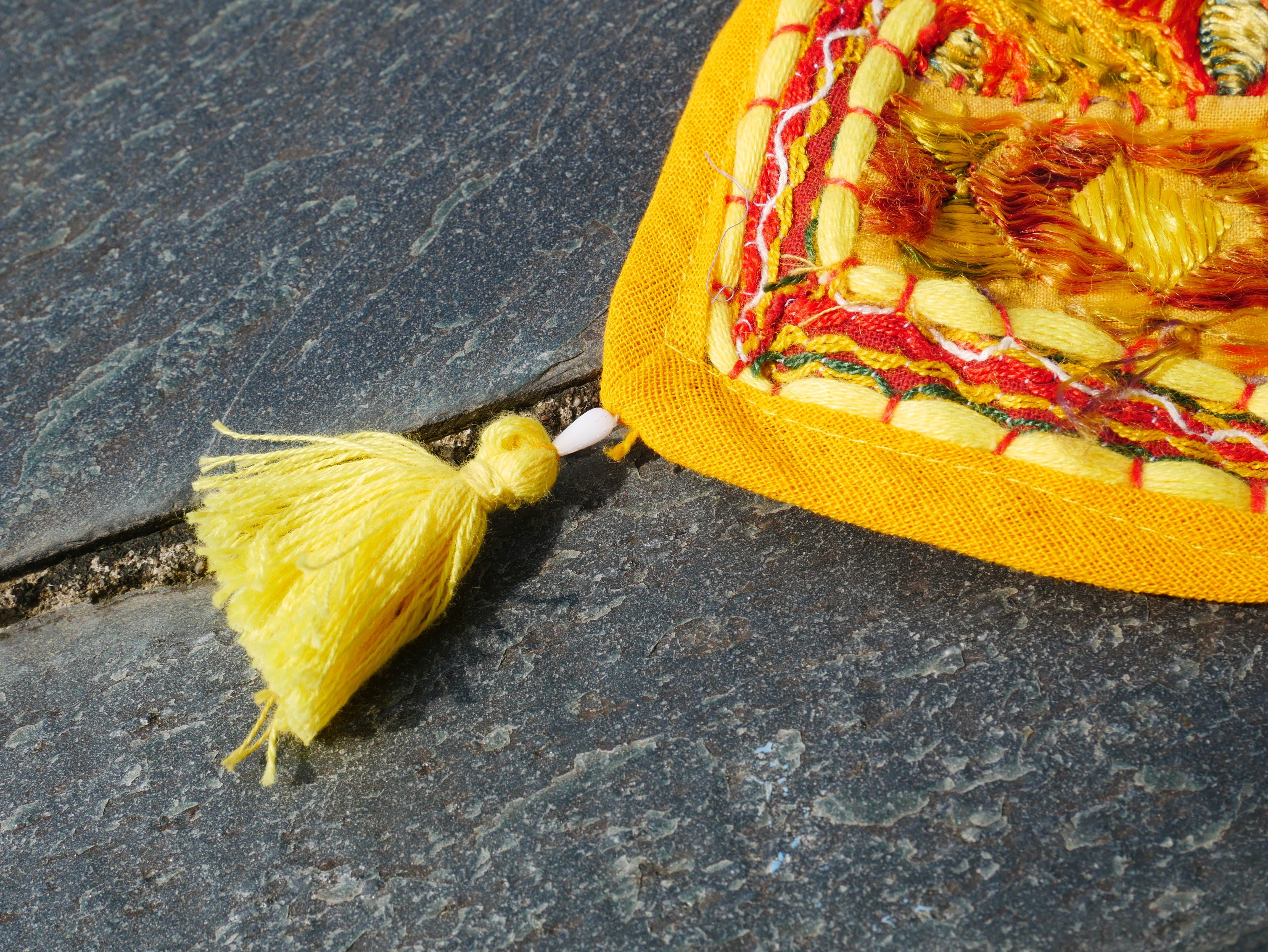 Toran bordado - Tapiz indio para puerta - Cenefa bohemia para ventana amarilla, roja o morada