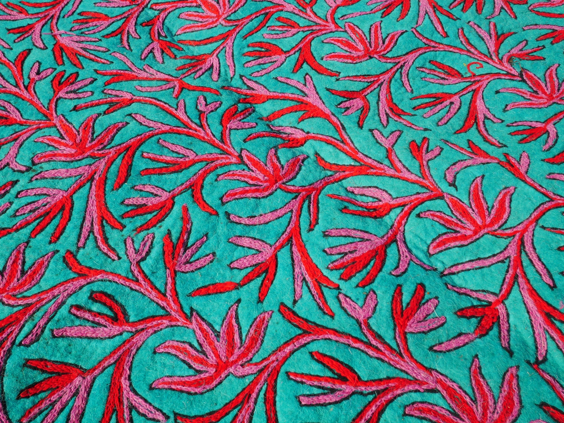 Kashmiri Namda rug 5ft - Mandala wool rug - boho area rug handfelted and embroidered - The Shanti Home