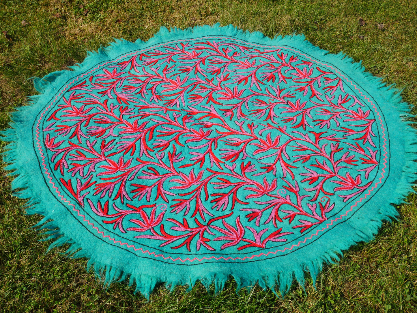 Kashmiri Namda rug 5ft - Mandala wool rug - boho area rug handfelted and embroidered - The Shanti Home