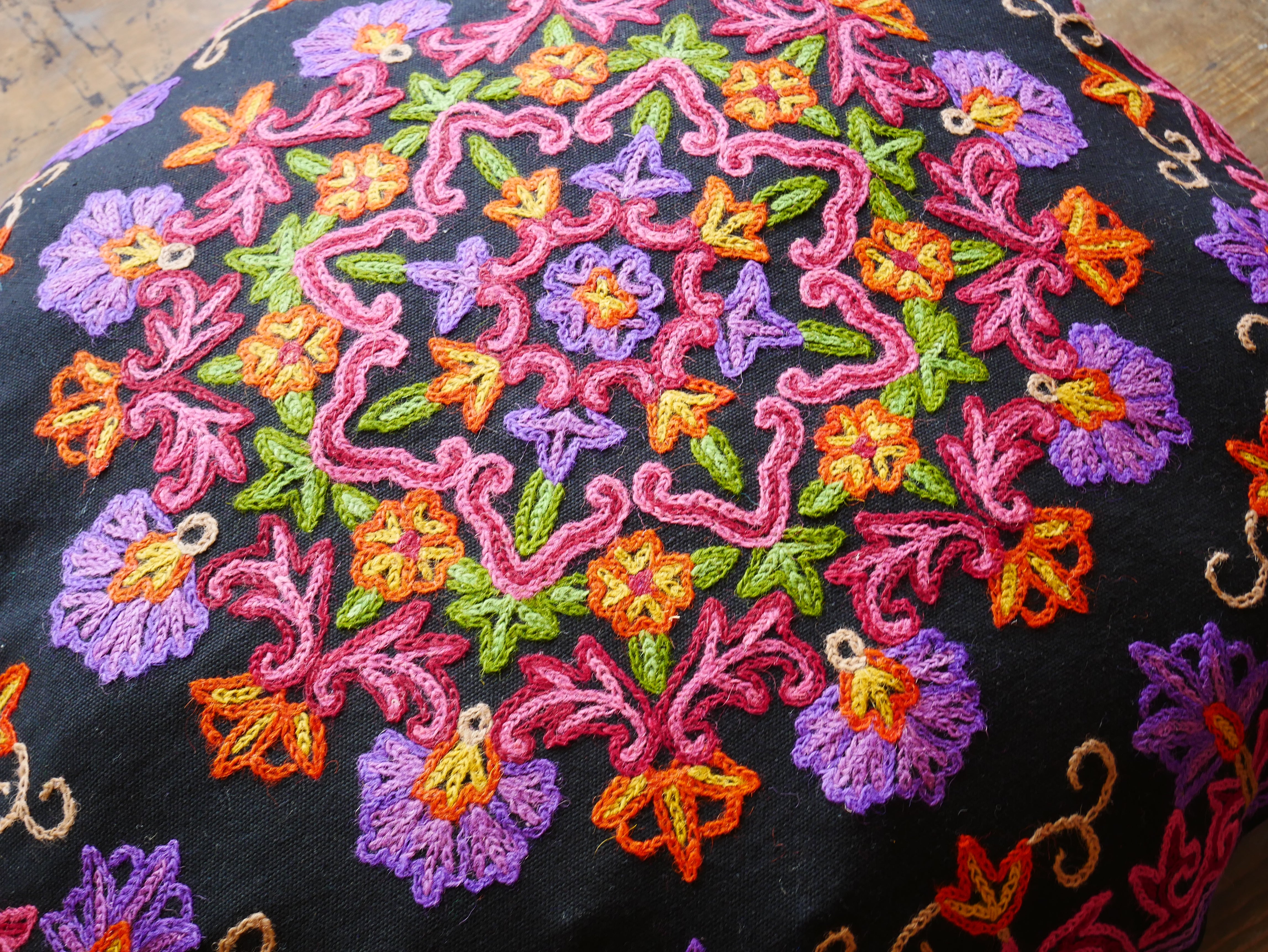 Kashmiri floor pillow "Shanti" | large meditation cushion - hand embroidered - cotton and wool - The Shanti Home