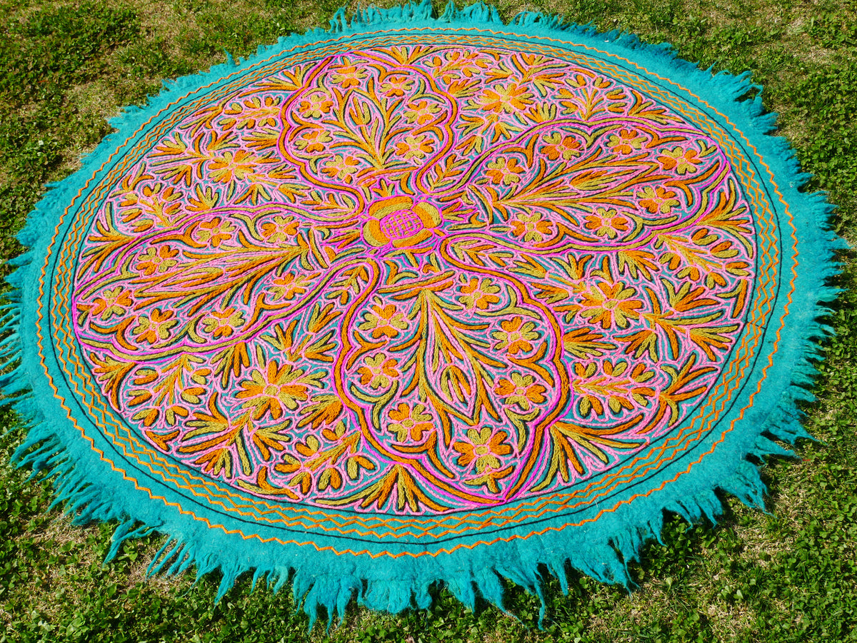5ft Flower Namda - boho wool rug | hand felted and embroidered - Kashmiri area rug - Round wool rug