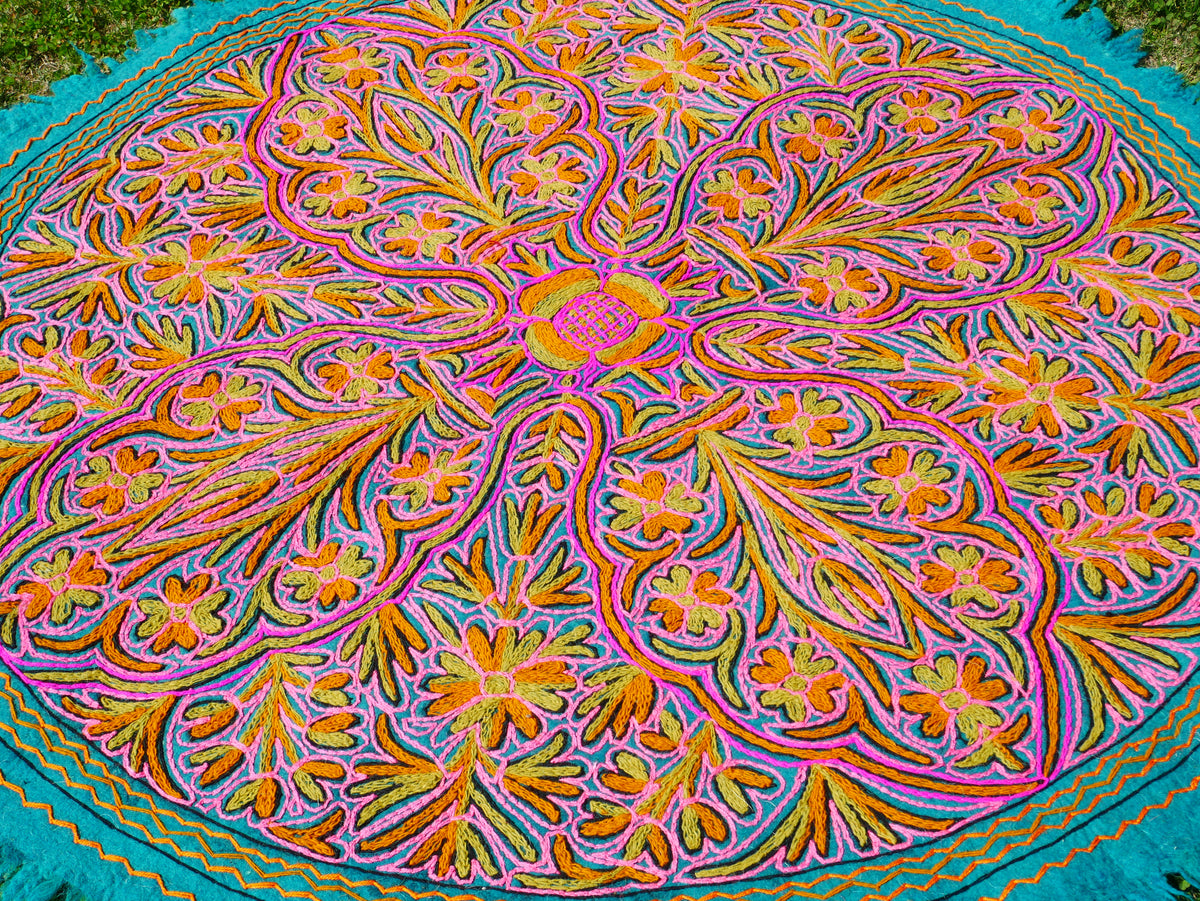 5ft Flower Namda - boho wool rug | hand felted and embroidered - Kashmiri area rug - Round wool rug