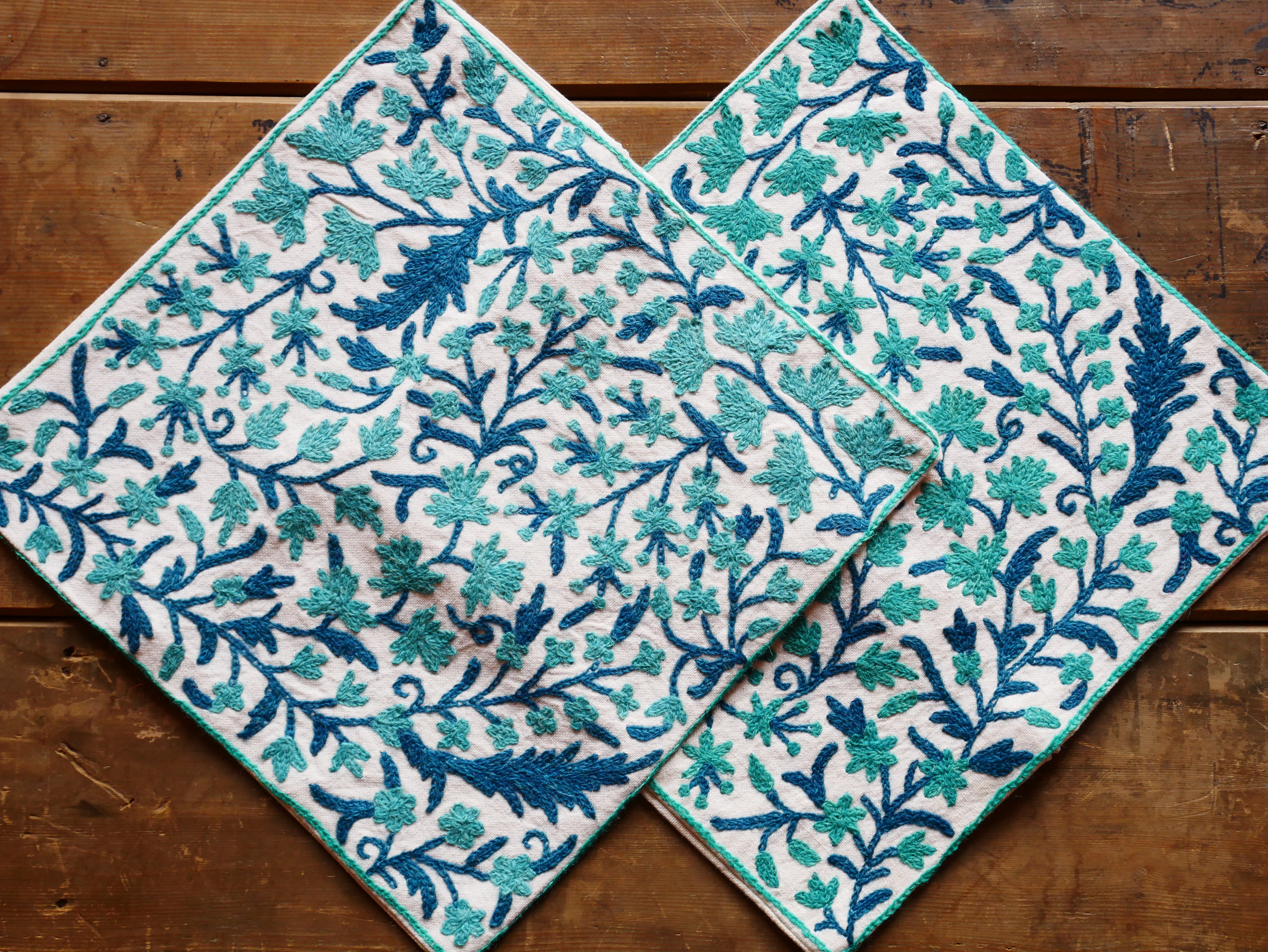 Almohada bordada Funda de cojín Kashmiri Crewel: Hecha a mano por artesanos 16x16 pulgadas