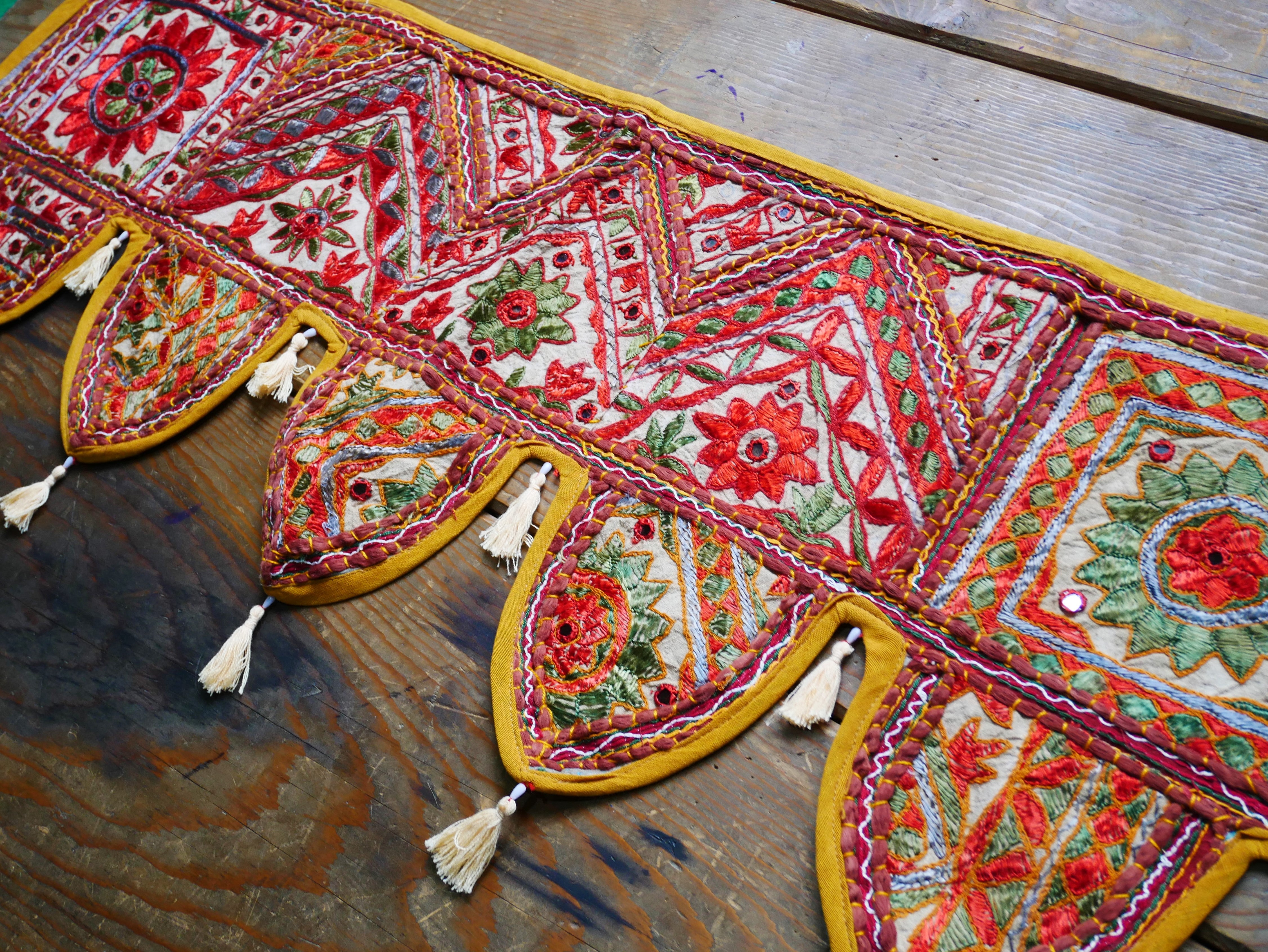 Toran bordado - Colgante de puerta indio - Cenefa de ventana estilo bohemio Masala - Índigo o verde bosque