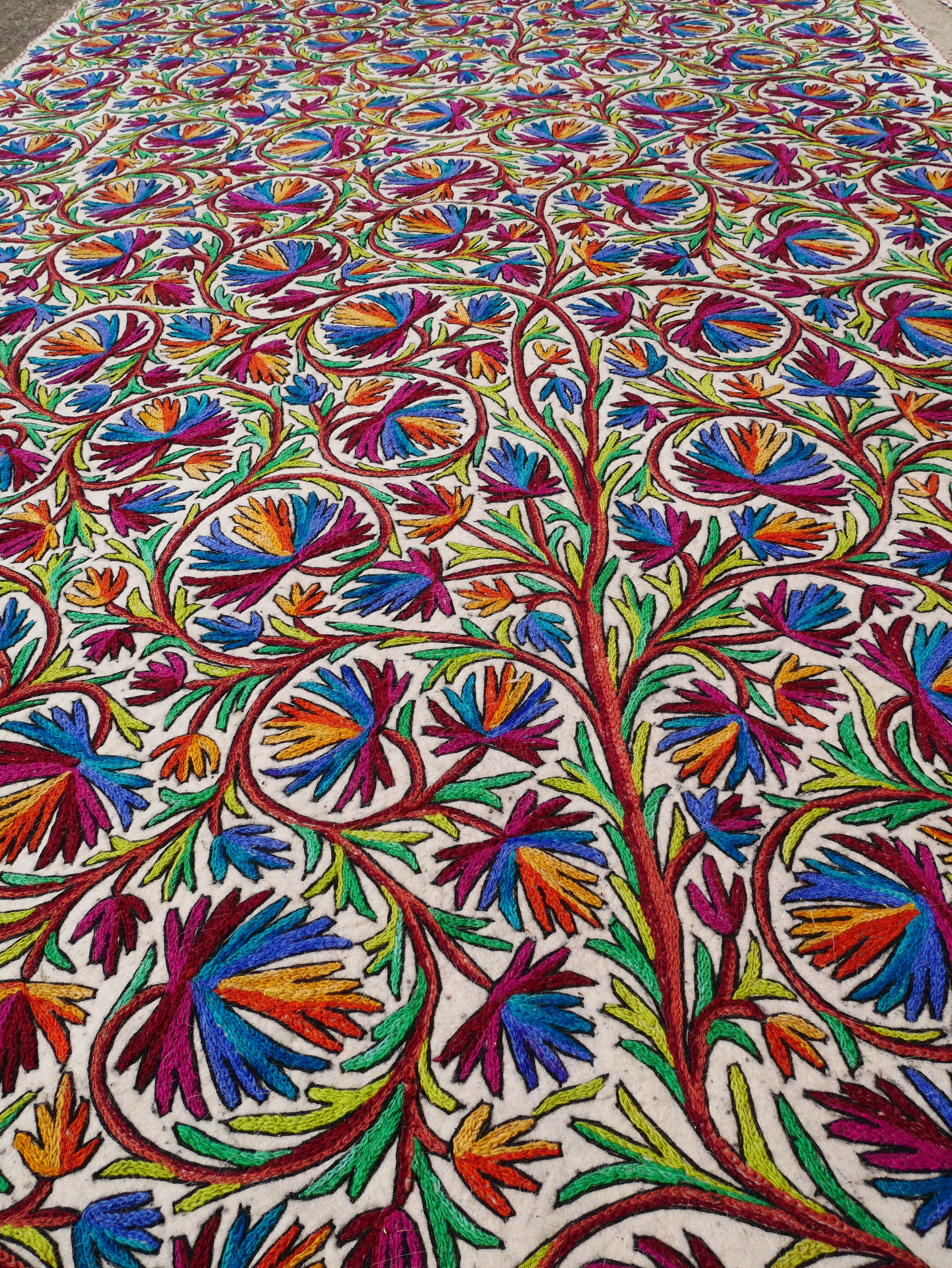 Large Tree of Life Wool Rug 6x10 | Handmade Felted Namda Carpet From Kashmir | Boho Area Rug With Traditional Embroidery