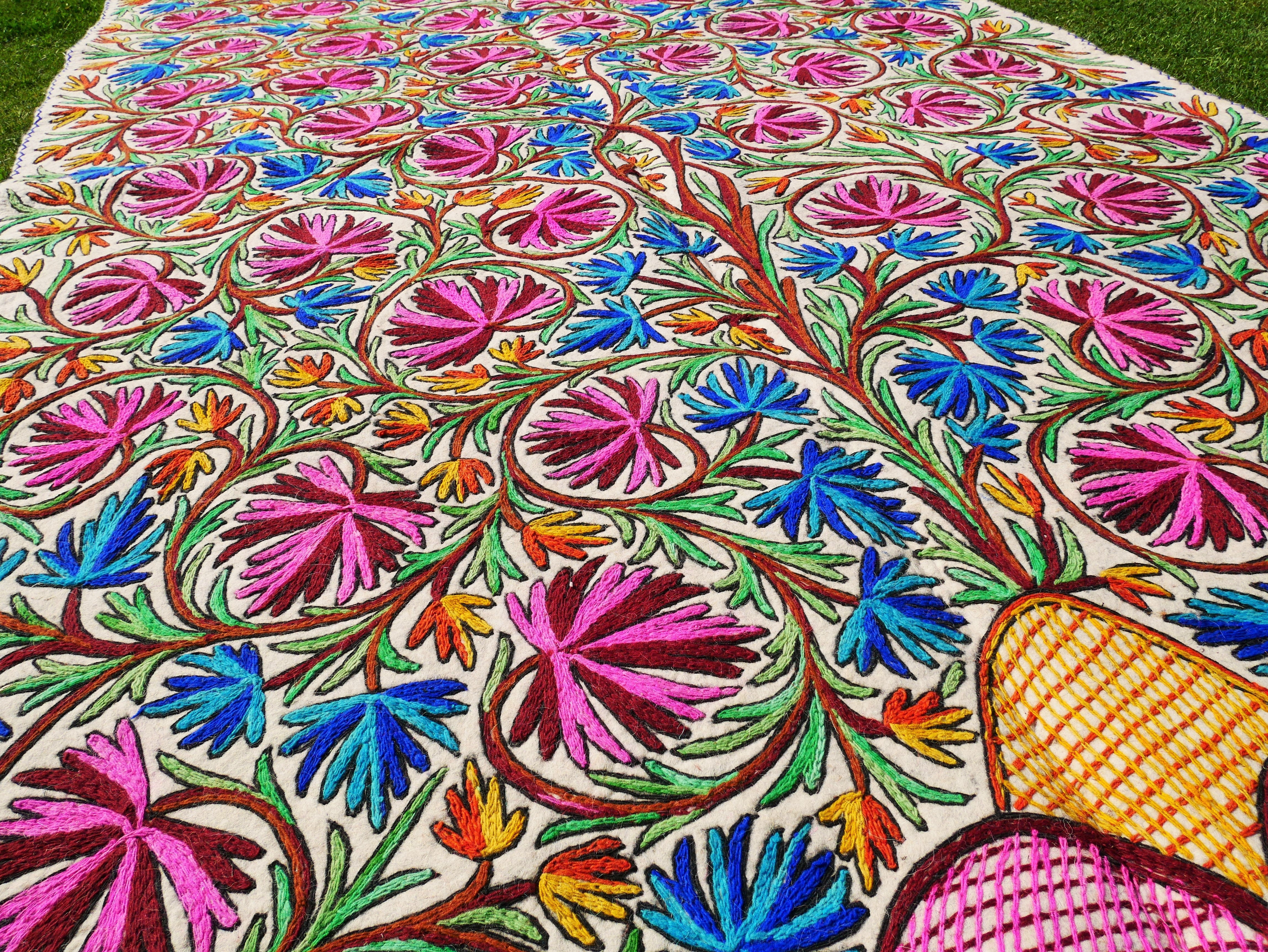 Kashmiri wool rug hand felted Namda 6x10' | boho area rug hand felted floor rug | traditional felted wool rug hand embroidery - The Shanti Home