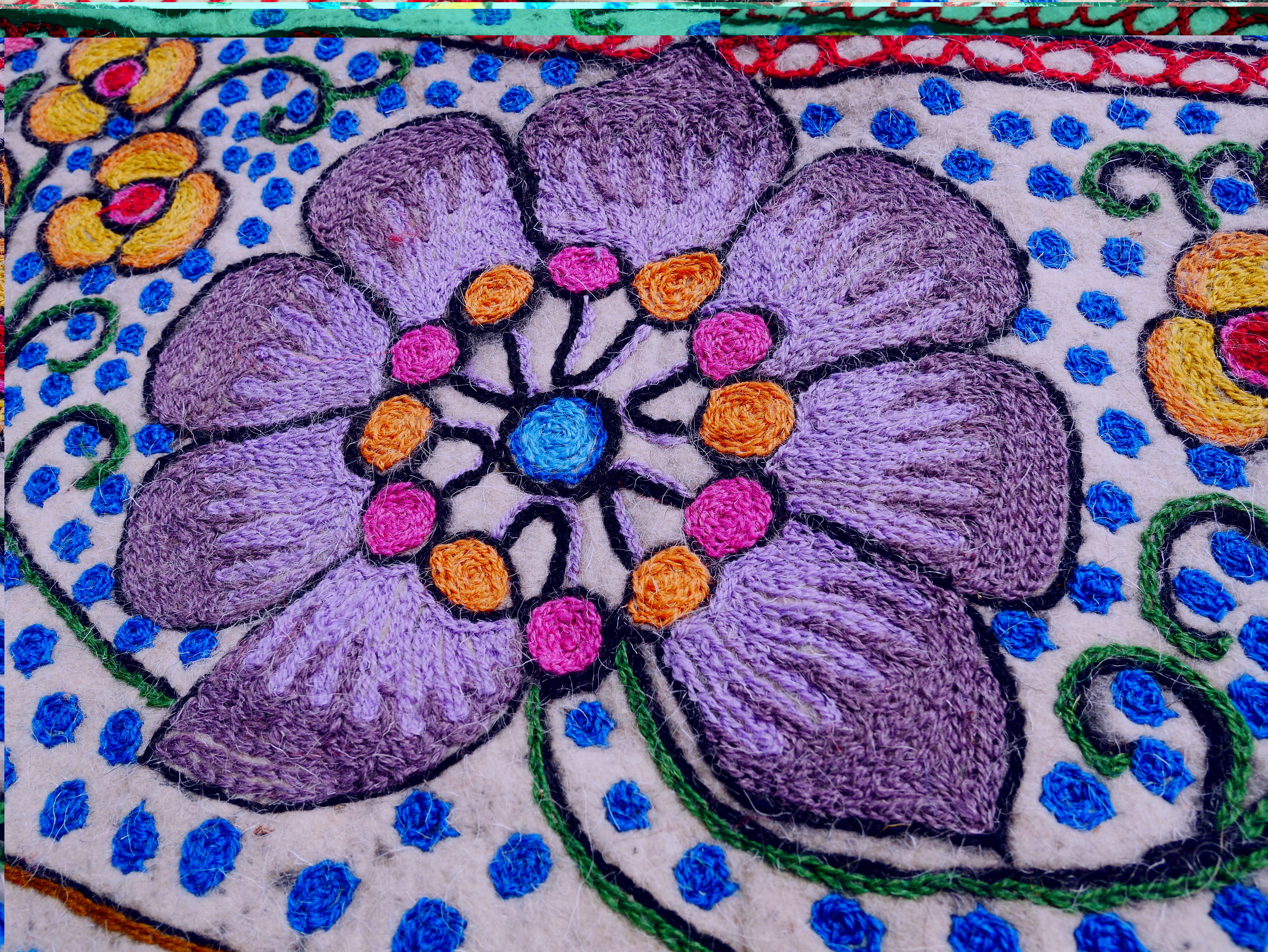 Felted wool rug "Himalayan flower" | colorful area rug "Namda" from Kashmir | floral embroidery on white 6x4 ' felt rug | bohemian - boho - The Shanti Home