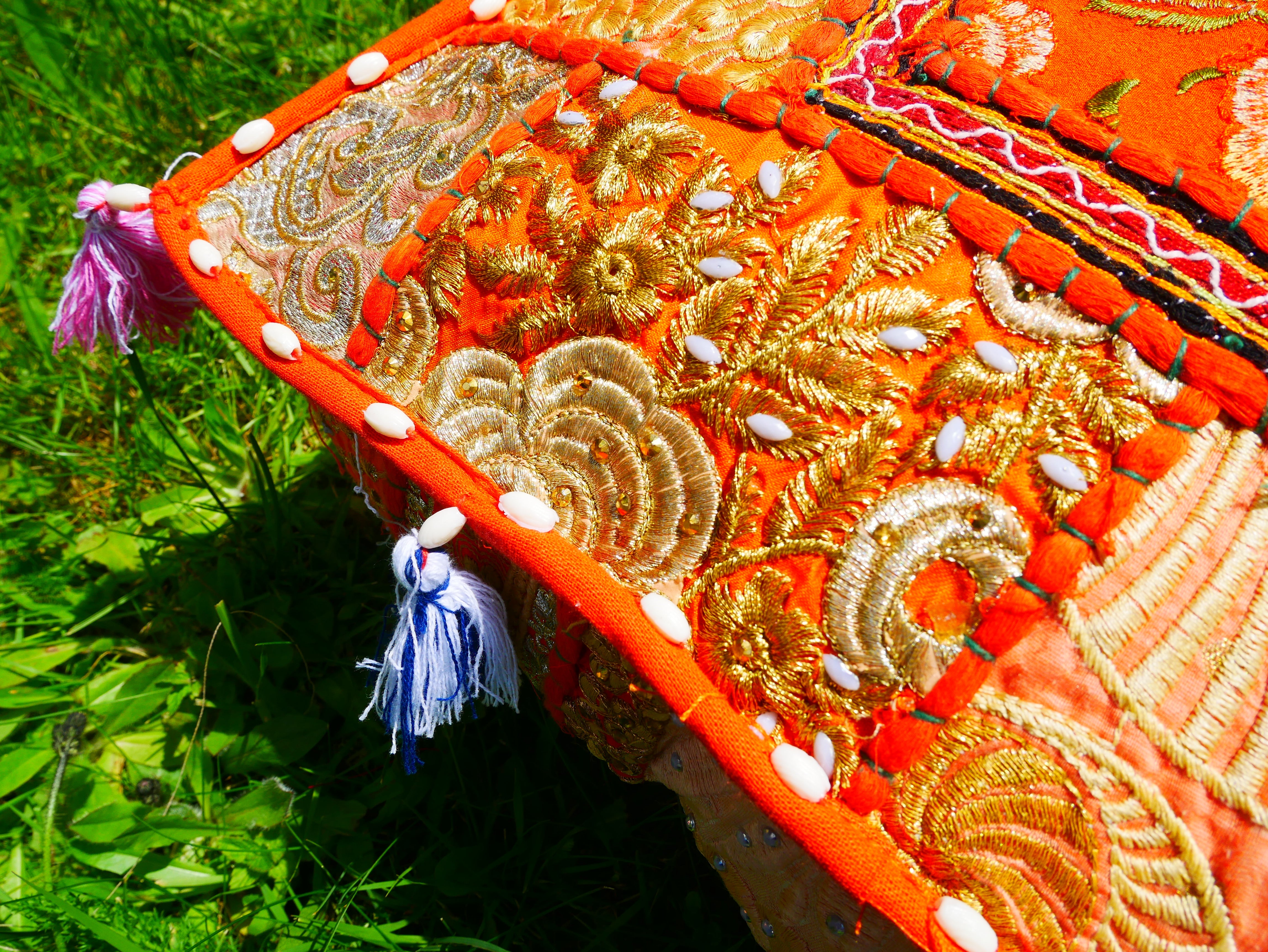 Funda de cojín de suelo Rajastani de 16" | Cojín de meditación - Cojín decorativo para asientos indios bohemios de suelo