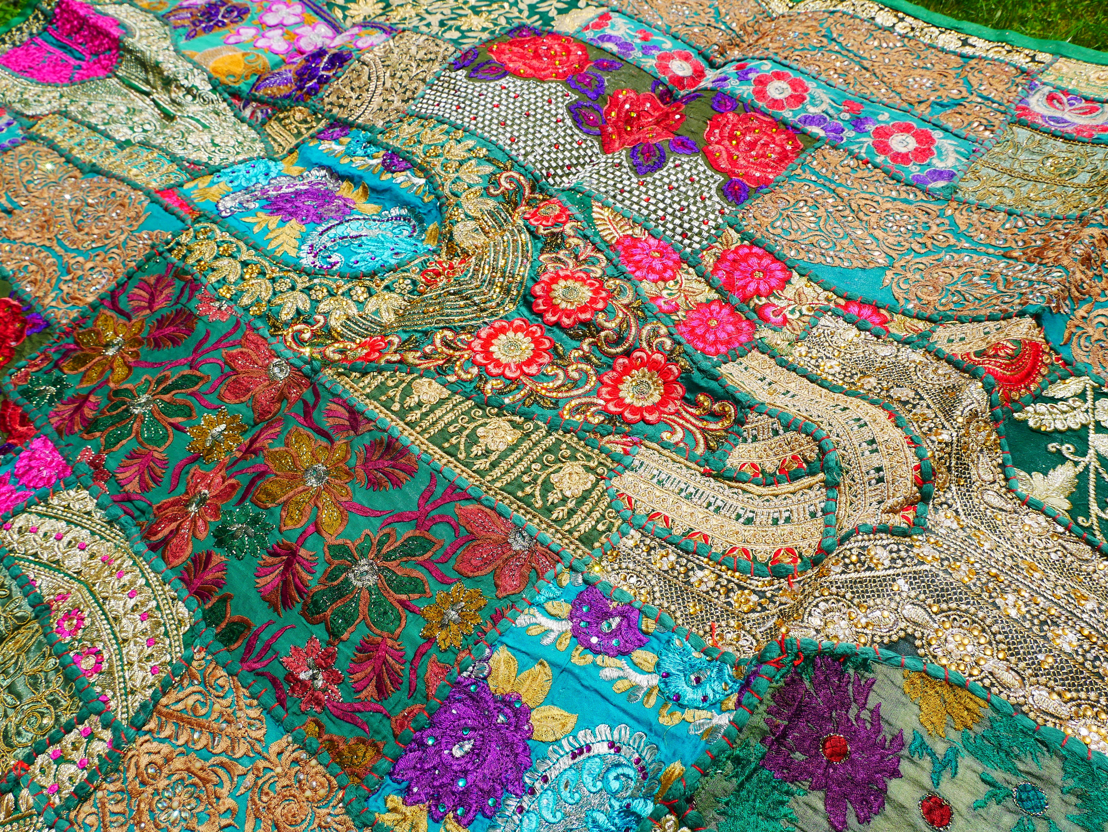 Boho jungle wall tapestry - Indian wall hanging - bohemian hippie wall decor