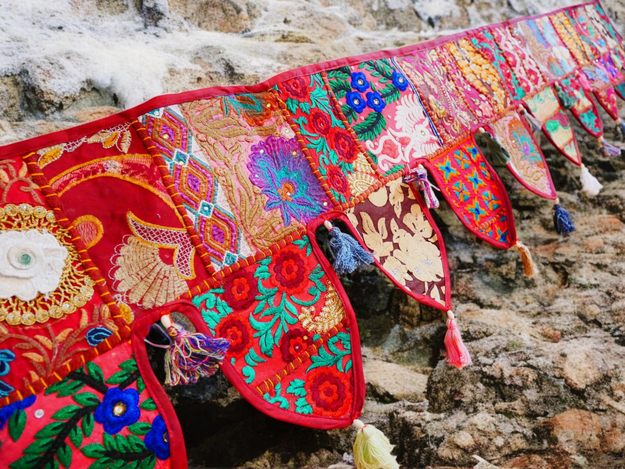 Cenefa de ventana india Toran extragrande de 1,98 m - Adorno para puerta - Decoración de pared hippie