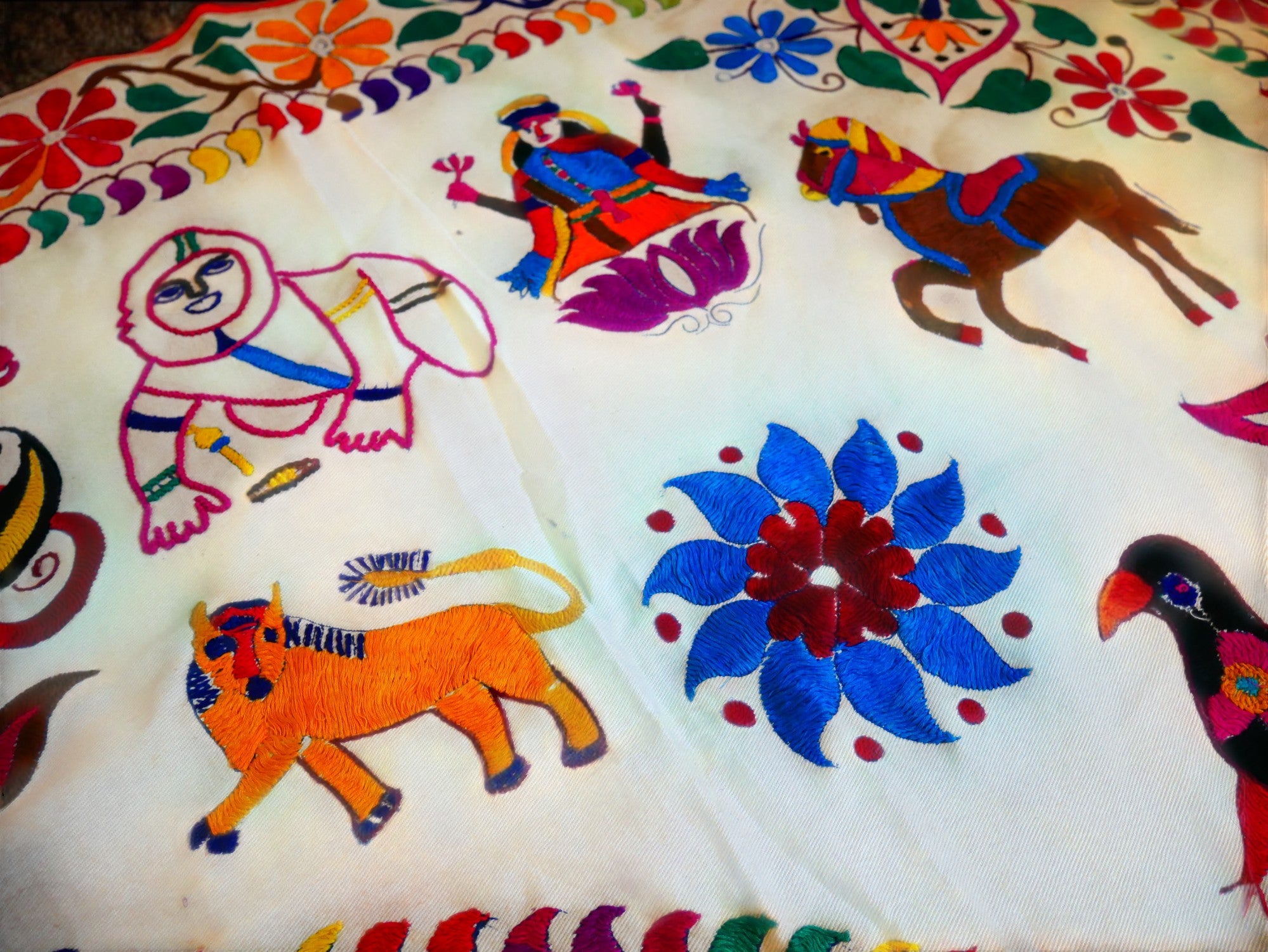 Vintage door valance - colorful Toran - Indian window topper | authentic tribal door decor | boho wall tapestry - bohemian curtain