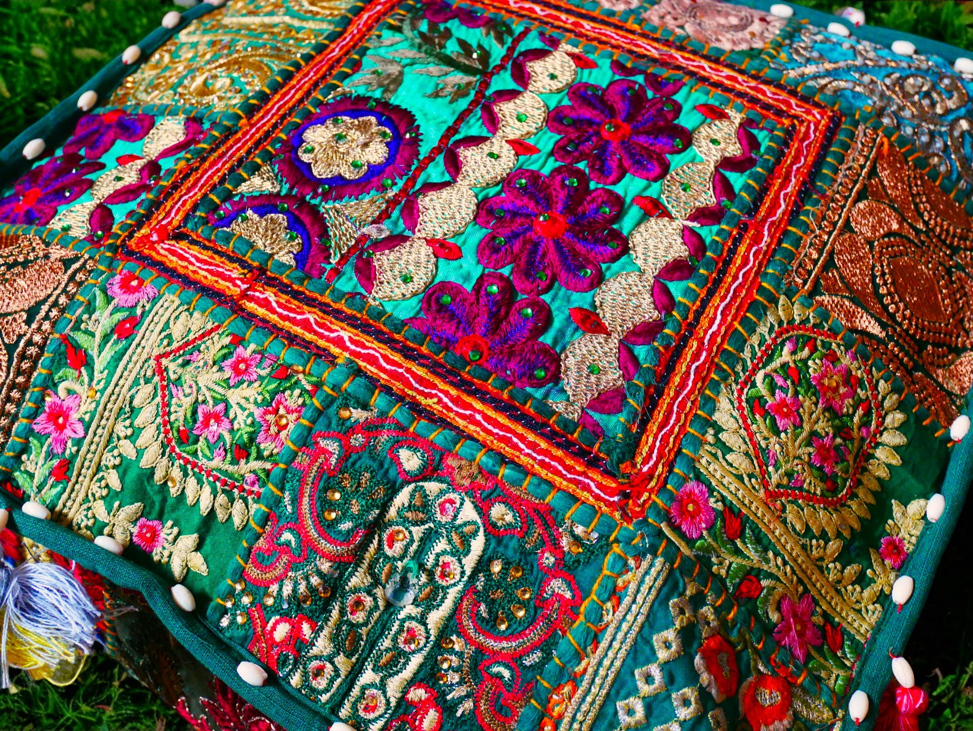 Funda de cojín de suelo Rajastani de 16" | Cojín de meditación - Cojín decorativo para asientos indios bohemios de suelo