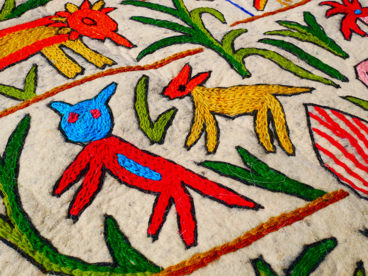 Kashmiri Namda rug 5ft - Boho Jungle wool rug - boho area rug handfelted and embroidered