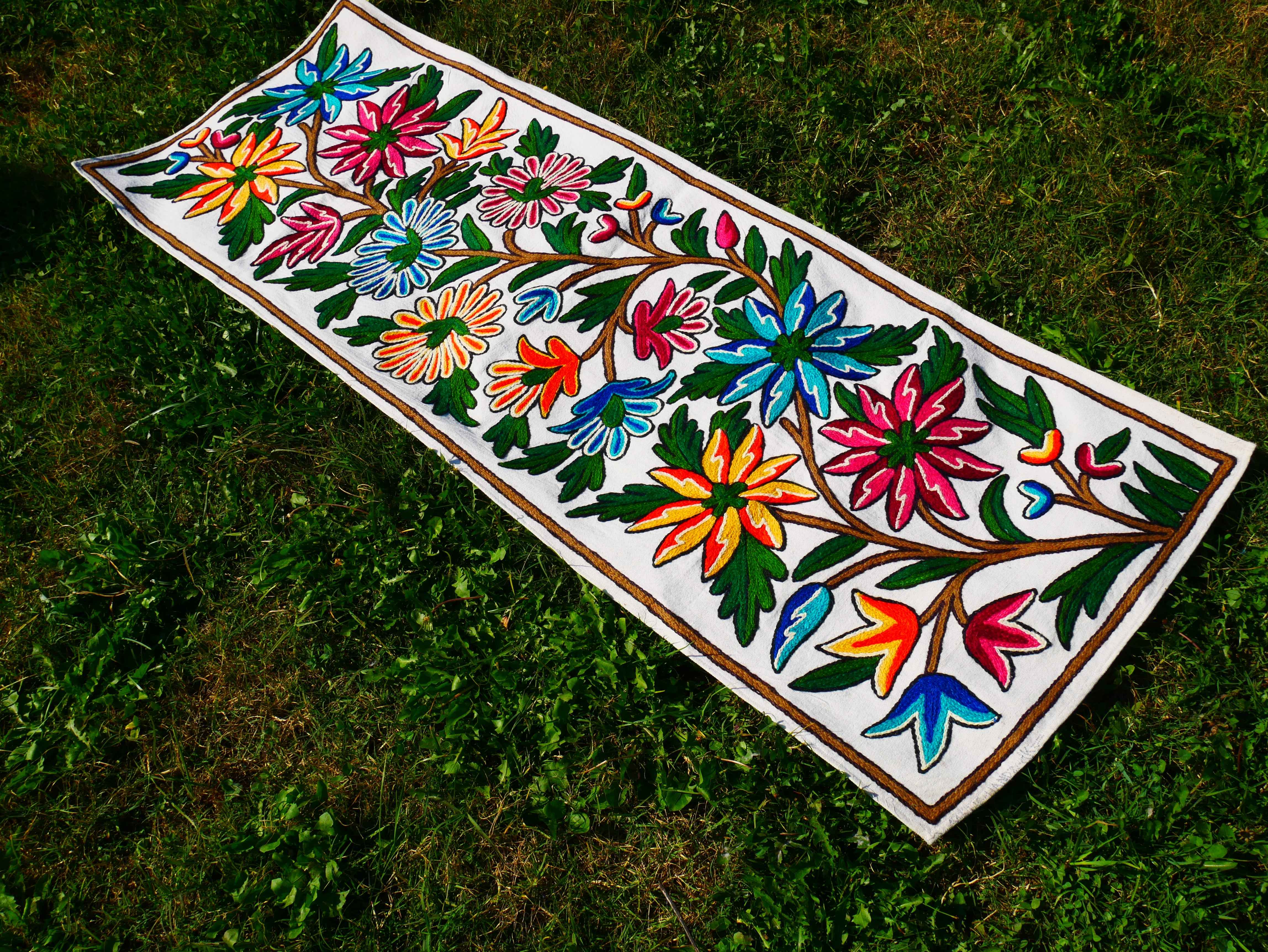 Kashmiri Crewel Embroidered Table Runner – Handmade Floral Table Decor with Traditional Crewel Embroidery