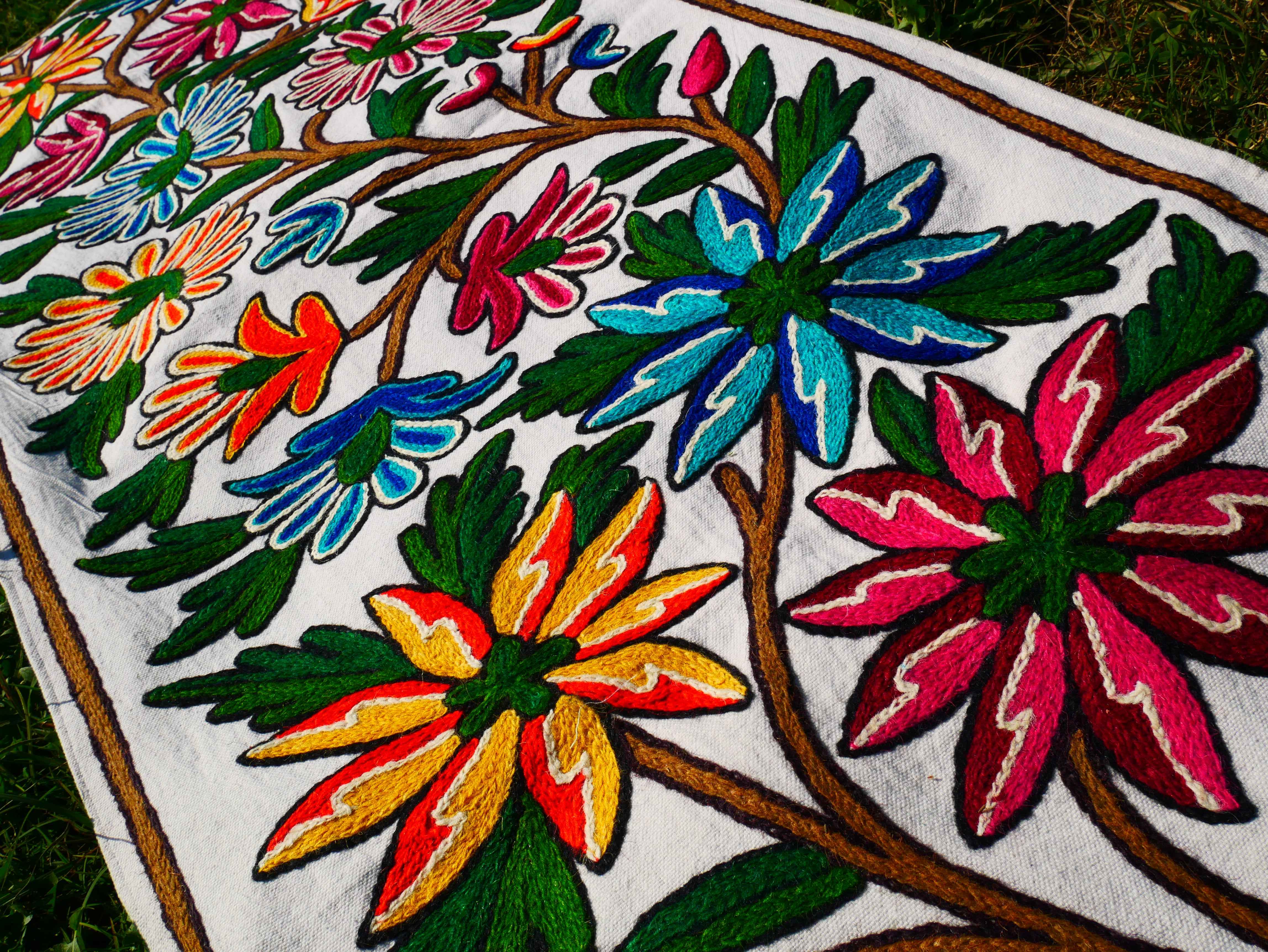 Kashmiri Crewel Embroidered Table Runner – Handmade Floral Table Decor with Traditional Crewel Embroidery