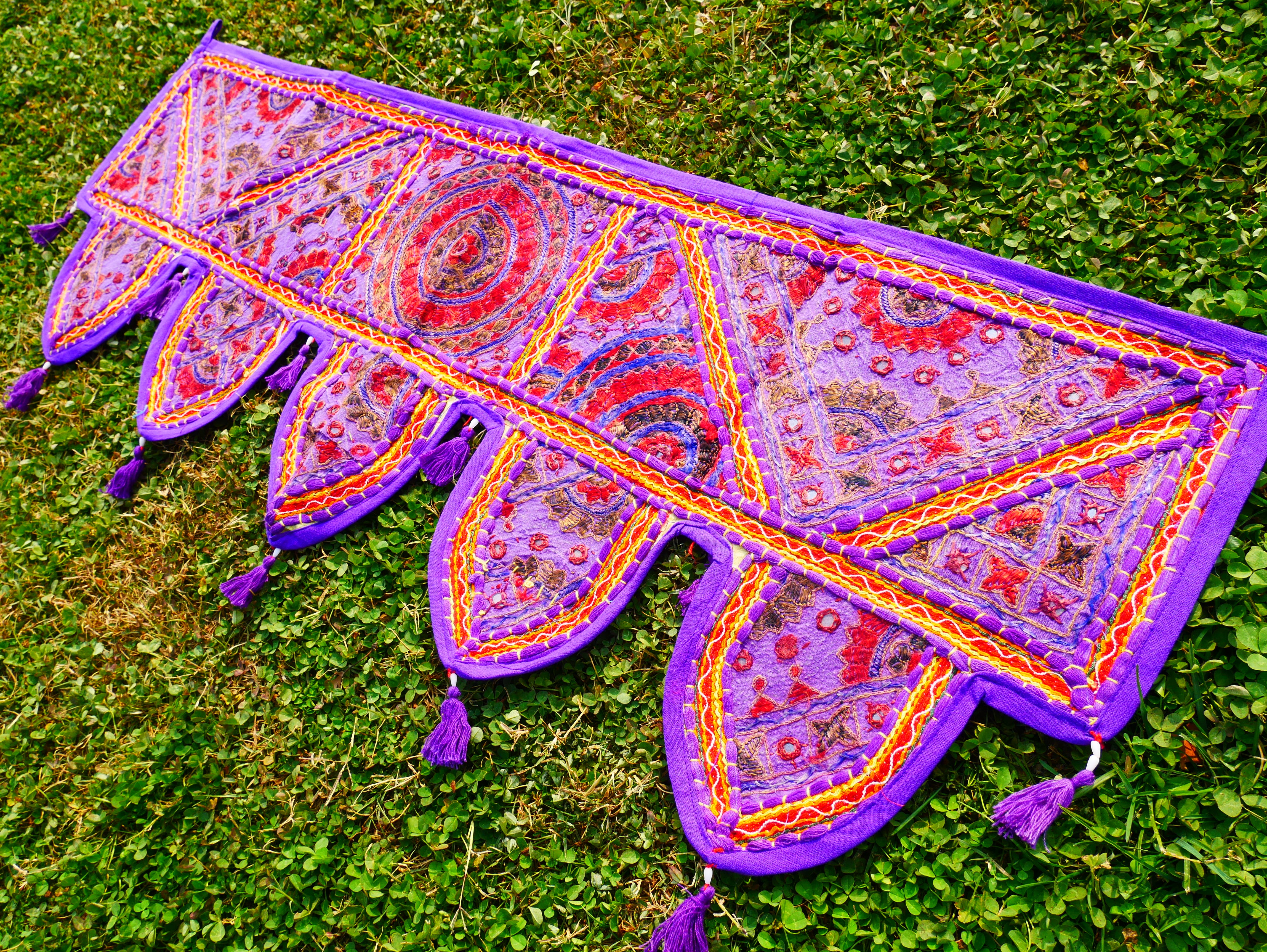 Toran bordado - Tapiz indio para puerta - Cenefa bohemia para ventana amarilla, roja o morada