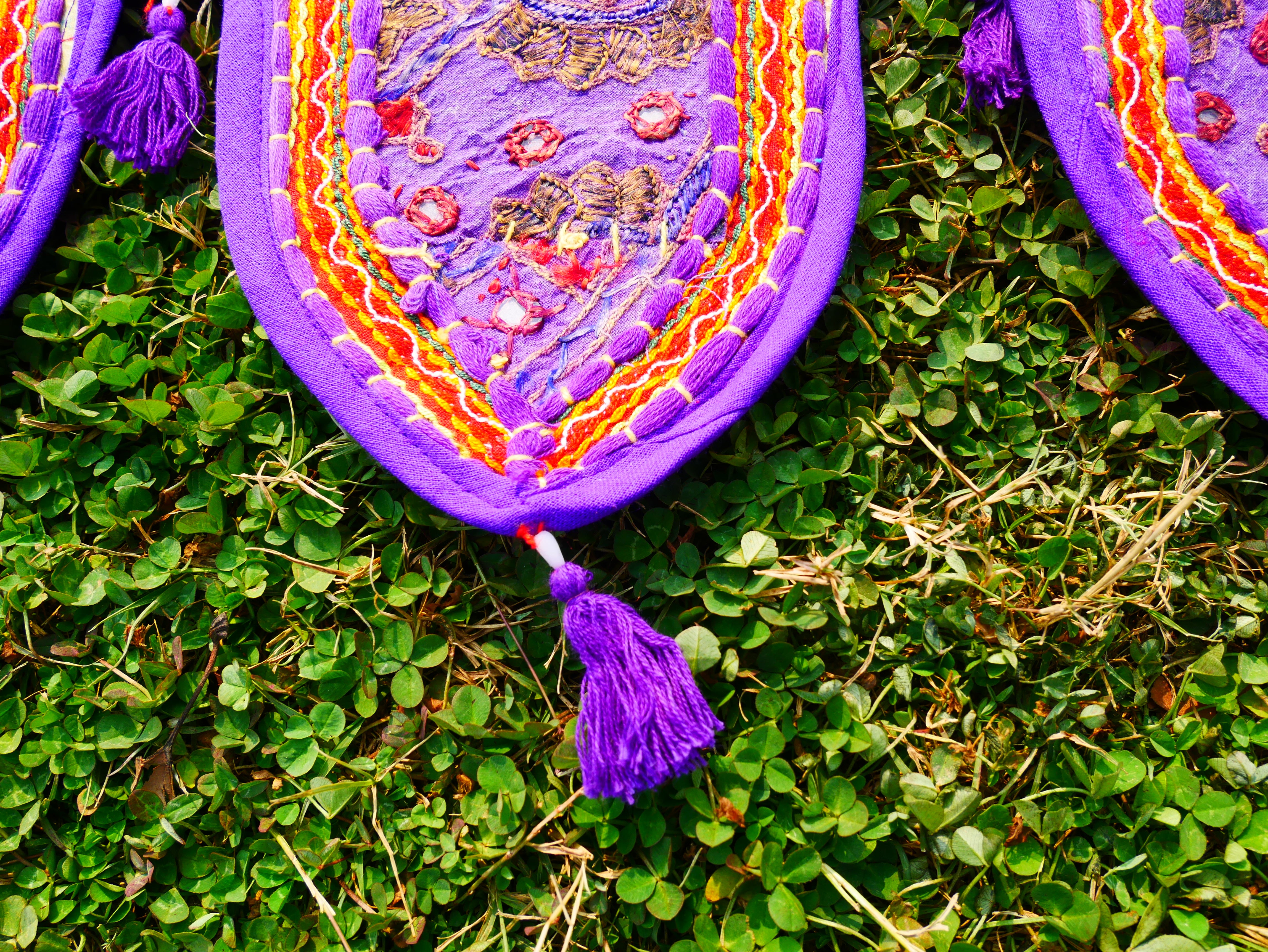 Torán bordado - Colgante de puerta indio - Cenefa de ventana boho morada