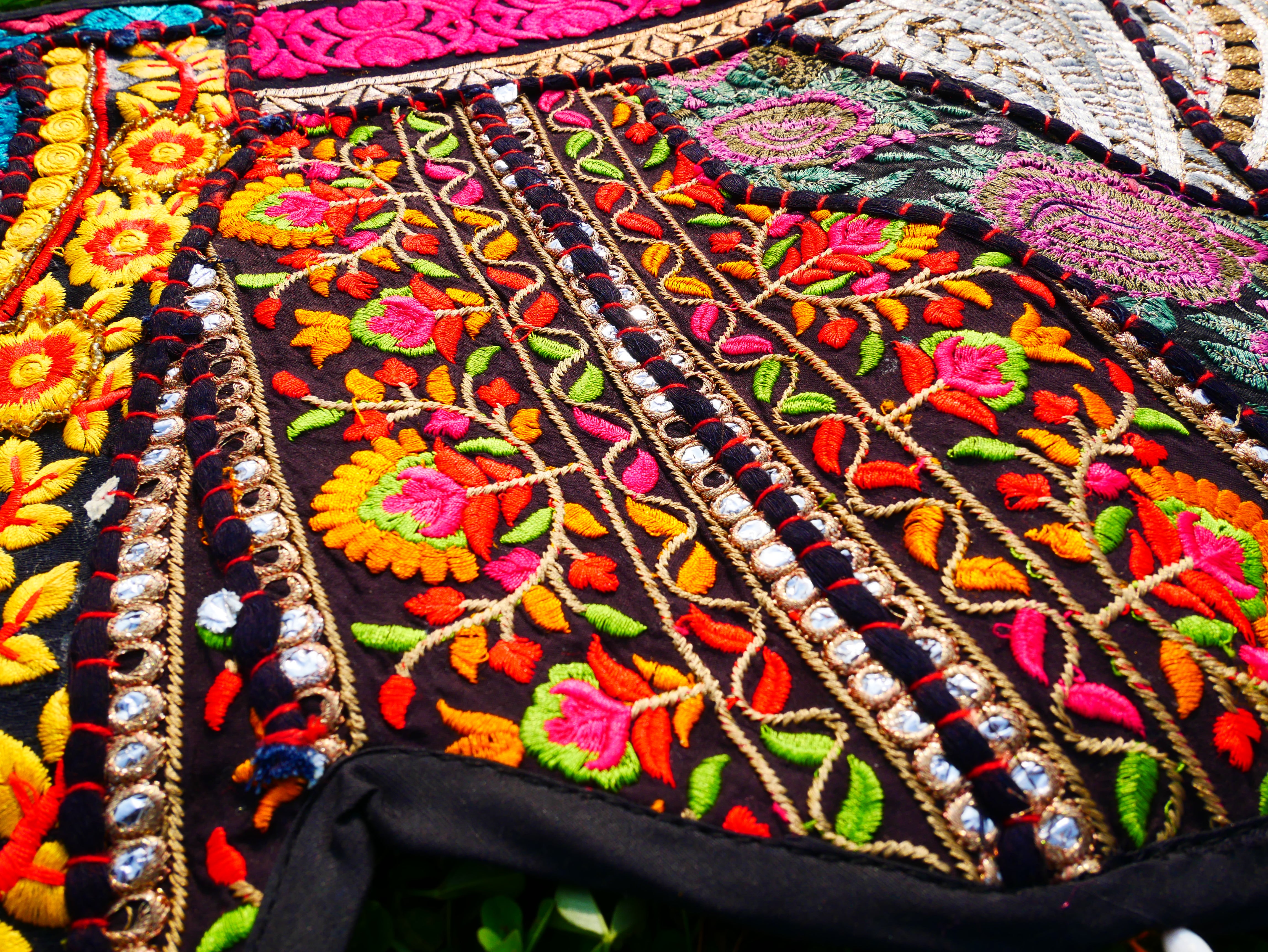 Indian Door hanging - Boho door valance | bohemian wall hanging - patchwork tapestry | multicolor