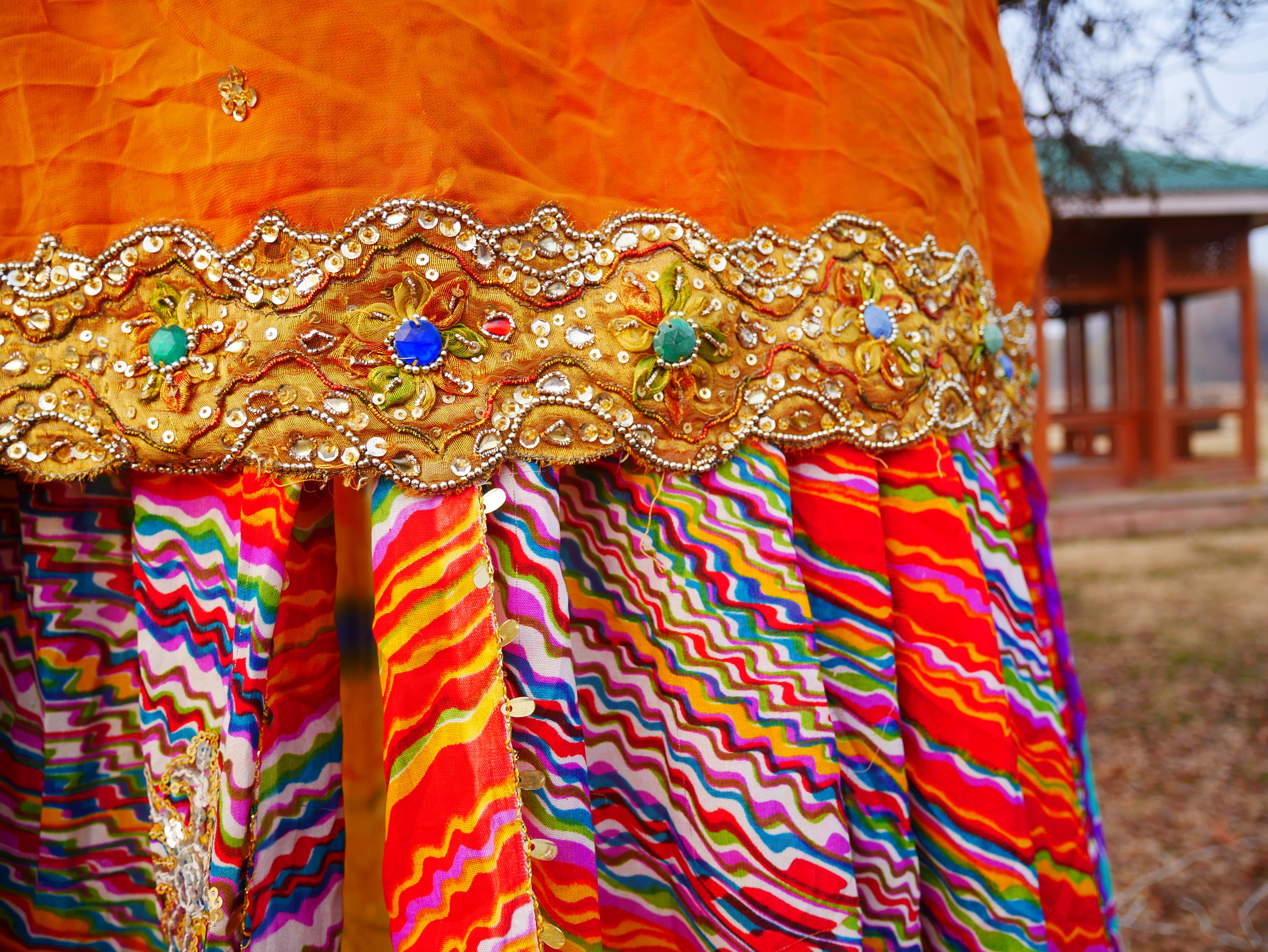 Toldo de sari - Tienda de sari - dosel de cama | telón de fondo para boda bohemia | dosel Shanti para el hogar - área de asientos en el suelo | sala de meditación