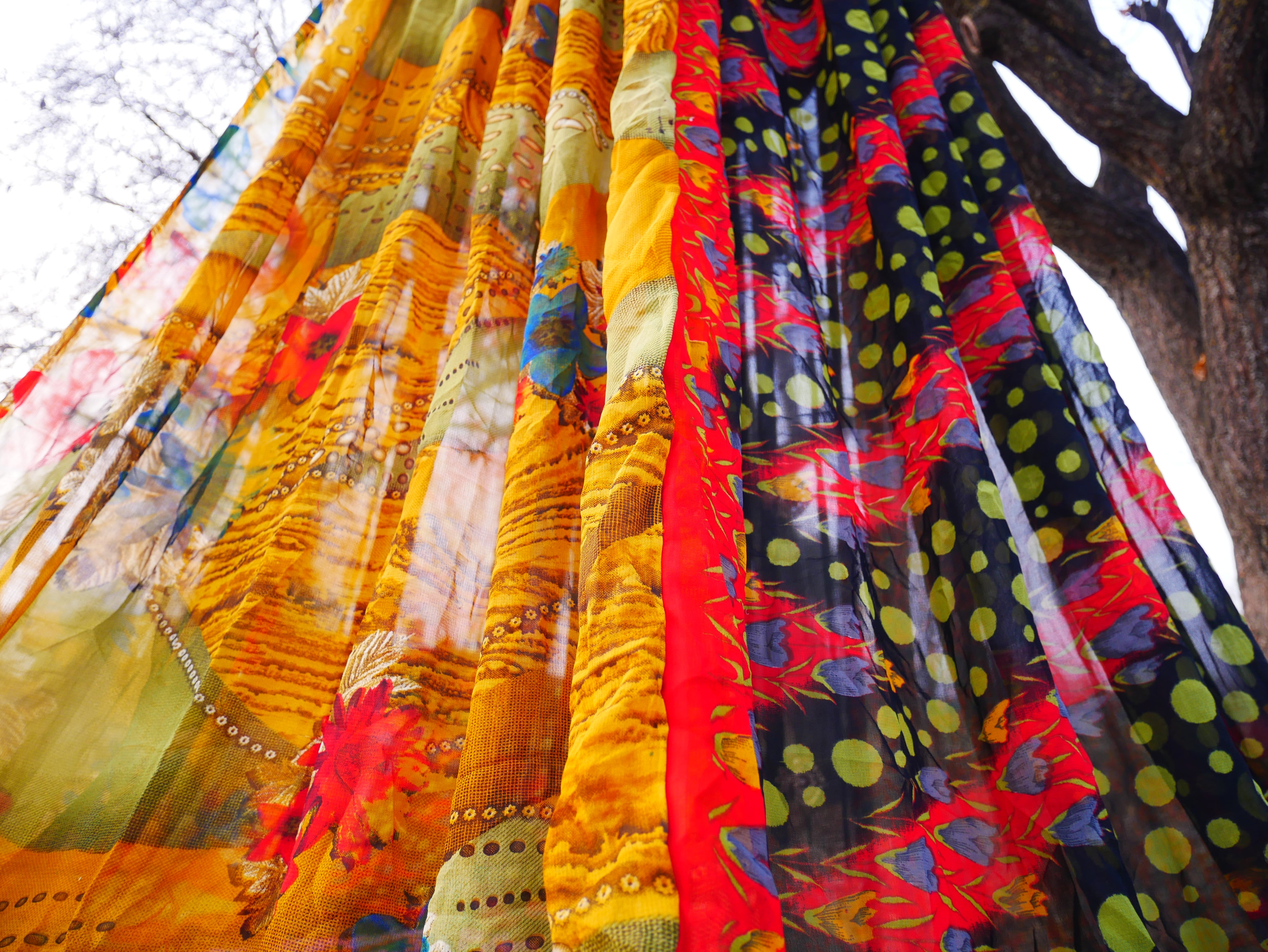 Round canopy Saree tent - bed canopy | Shanti baldachin for Meditation Spaces or Reading nooks