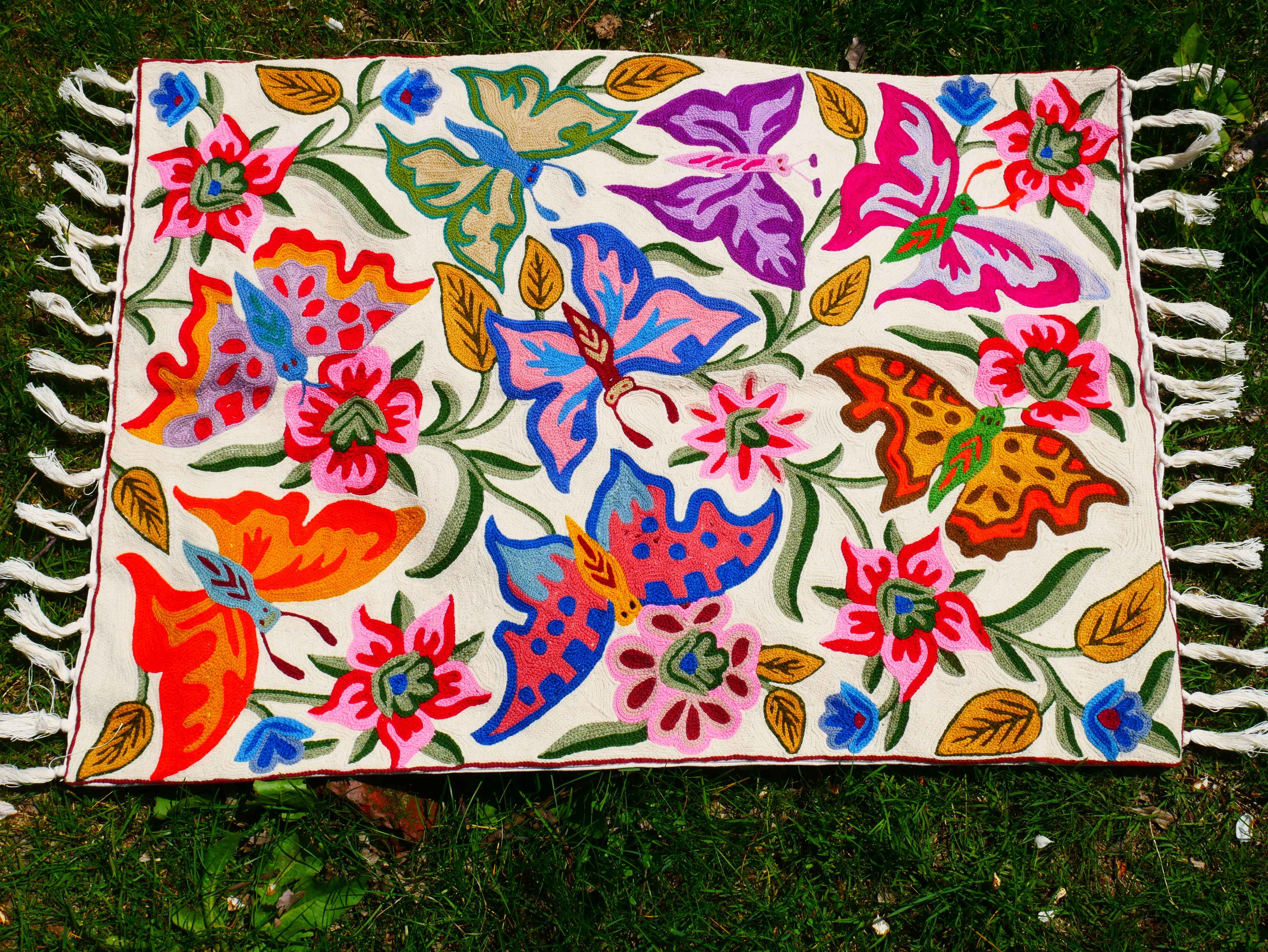 Handbestickter Wandbehang - Kashmiri Crewel Wandttepich aus Wolle und Baumwolle