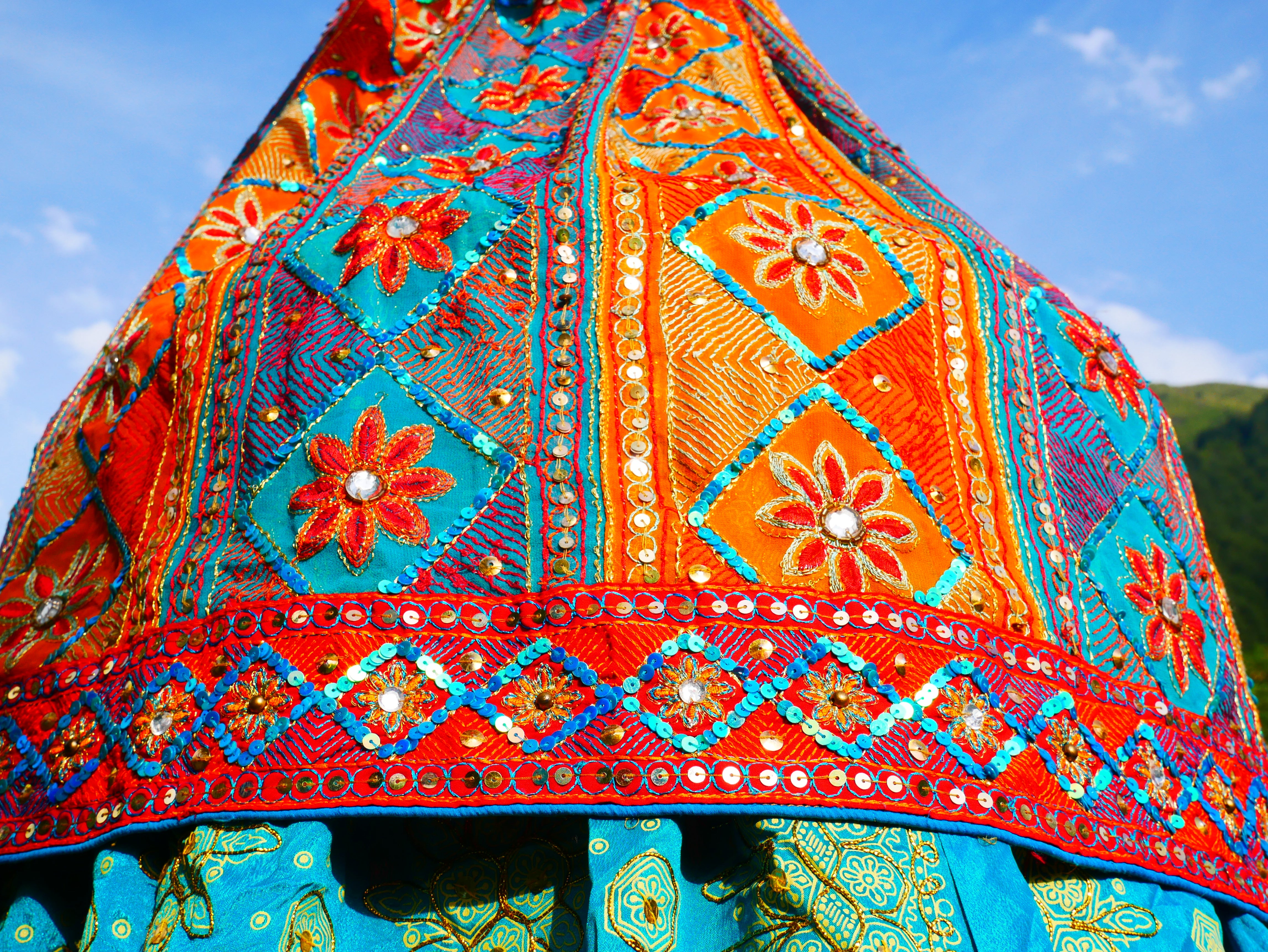 Embroidery canopy - Wedding Saree tent - bed canopy | hippie decor - Shanti baldachin
