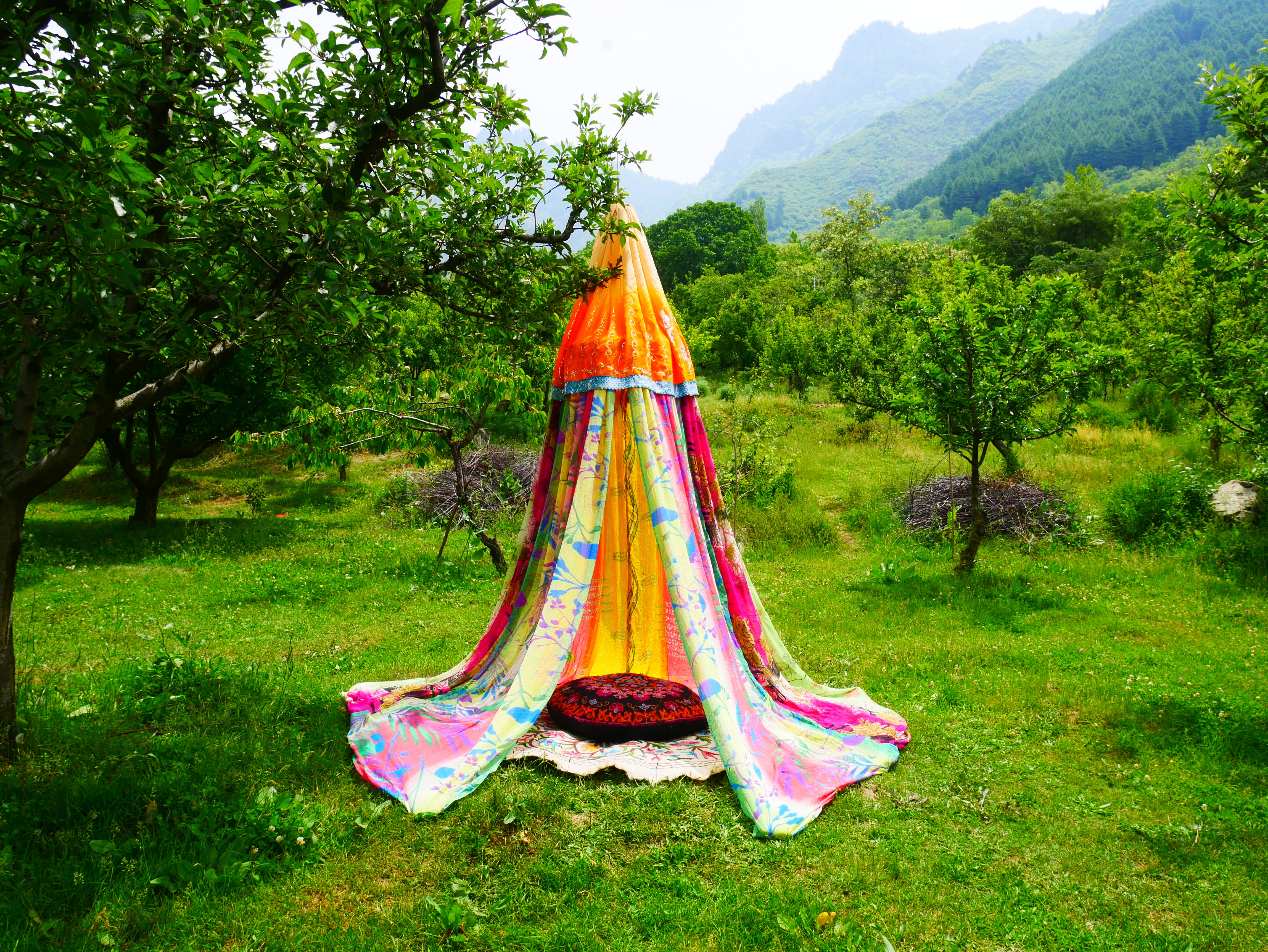 Handmade canopy - Saree tent - bed canopy | hippie decor - Shanti baldachin for Meditation Spaces or Reading nooks