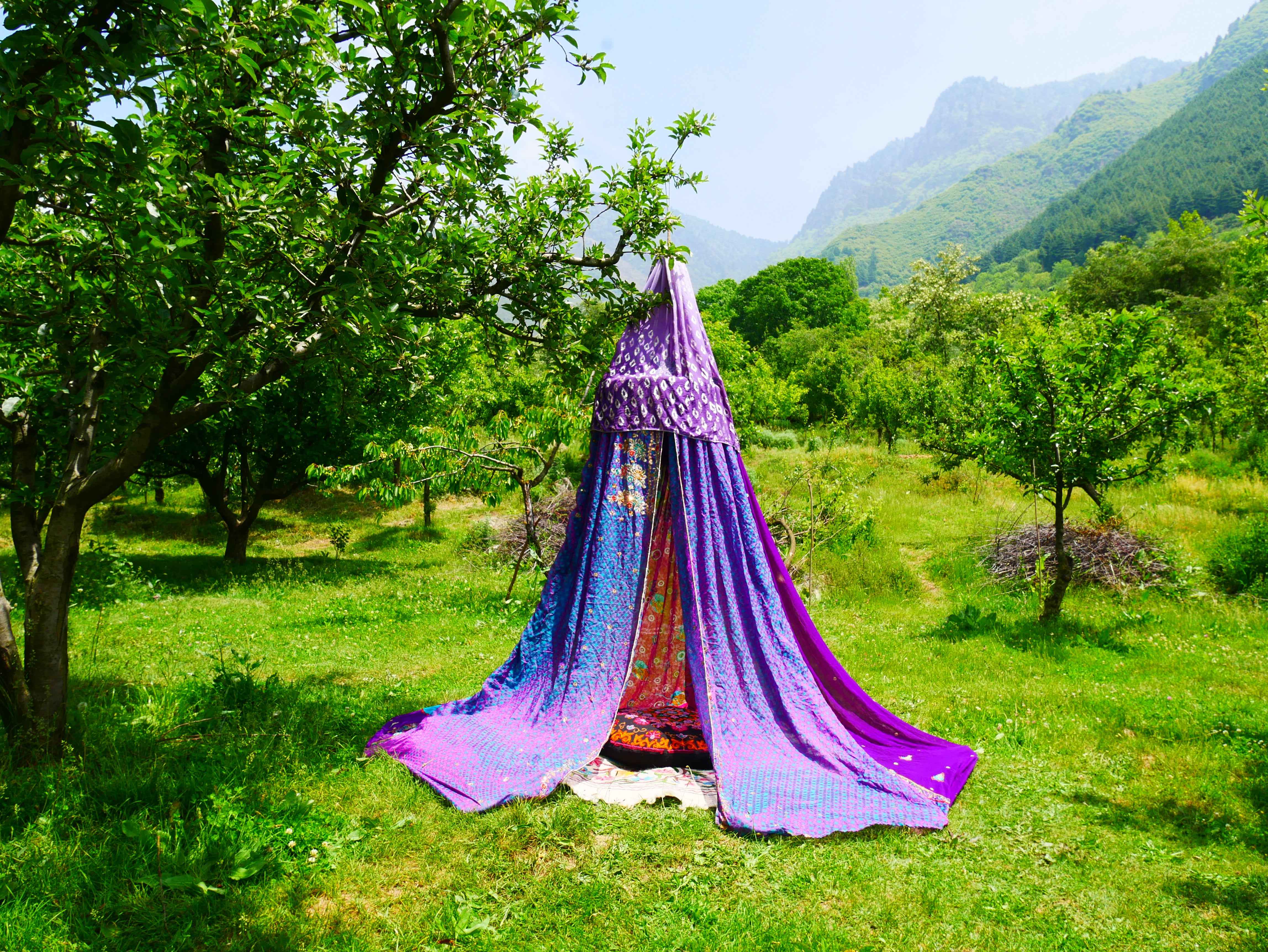 Saree canopy - hanging tent - bed canopy | bohemian wedding backdrop | for meditation rooms and reading nooks