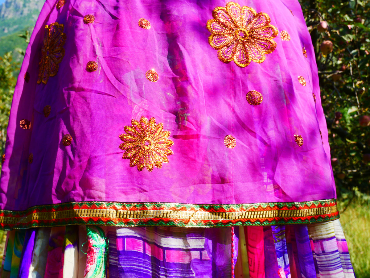 Kashmiri Canopy Saree tent - Bed Canopy | Festival or Glamping decor - Shanti baldachin for Meditation Spaces
