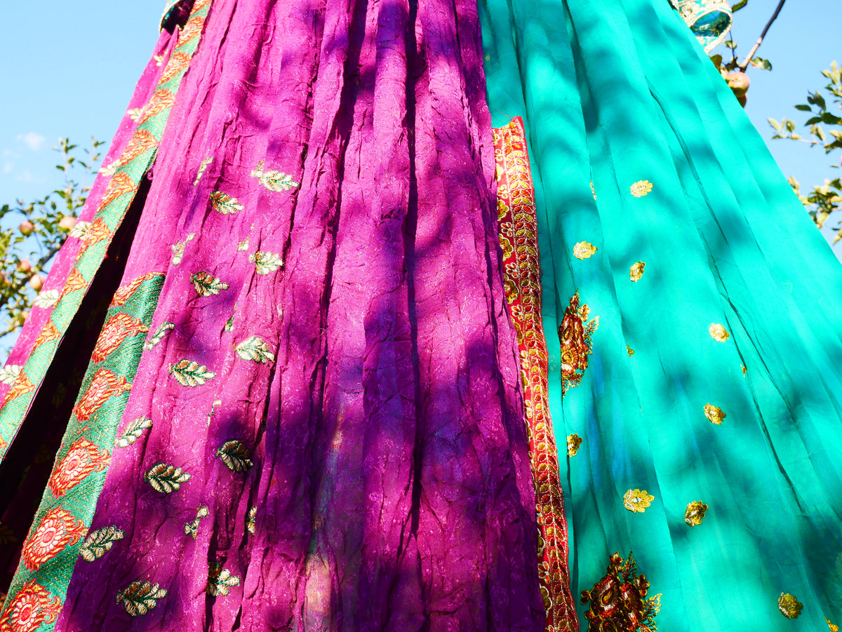 Boho Baldachin - Saree Zelt - Betthimmel | böhmische Hochzeitskulisse – Hippie-Dekor – Sitzbereich auf dem Boden | Meditationsraum - Shanti-Baldachin