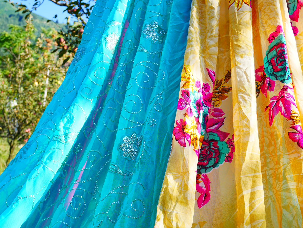 Tienda Shanti Canopy para sari - dosel para cama | Baldaquino de Cachemira para espacios de meditación o rincones de lectura