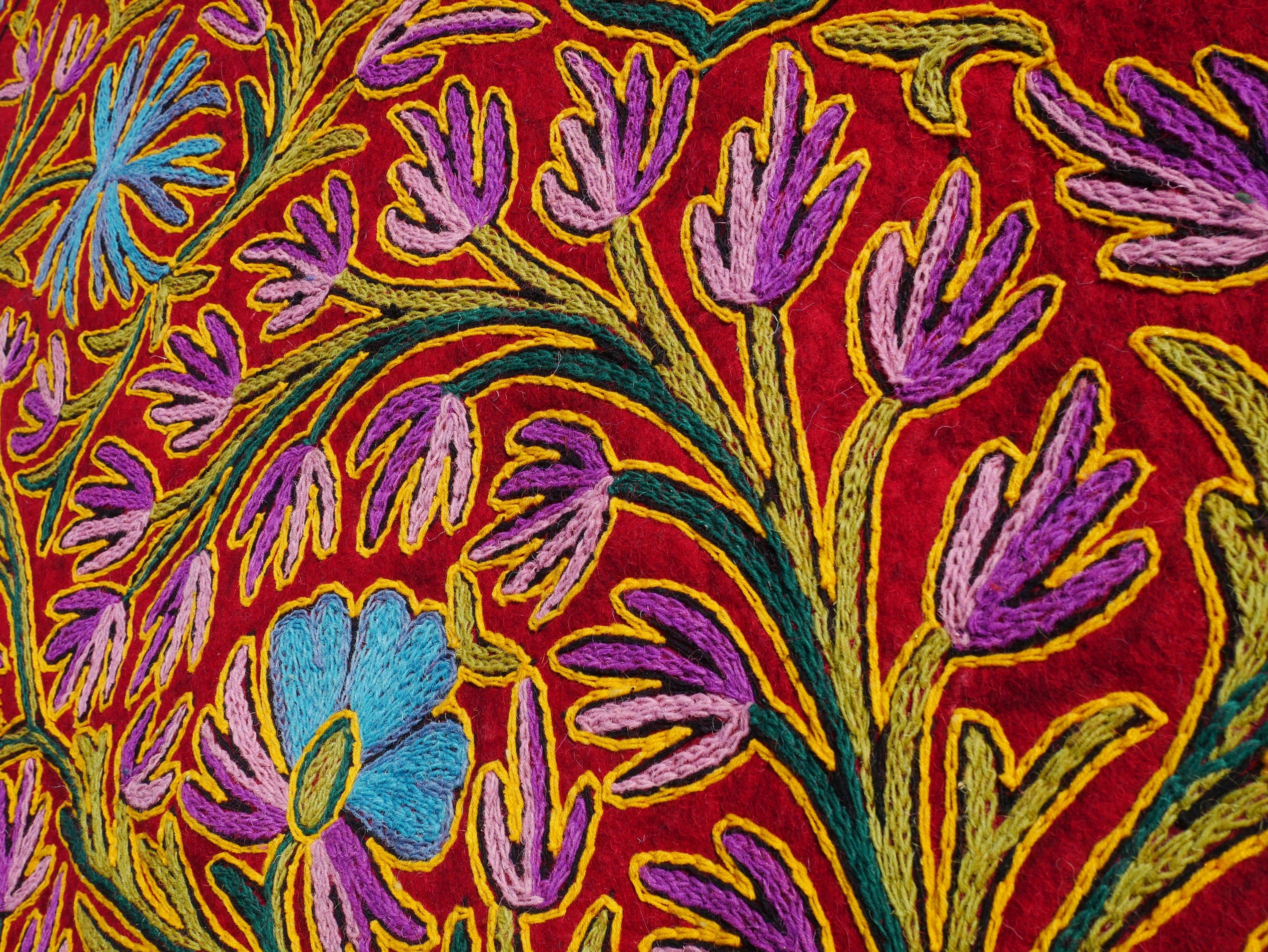 Wool area rug "Kashmir Garden" 6x4 | Flower and peacock embroidery hand felted Kashmiri "Namda" - The Shanti Home