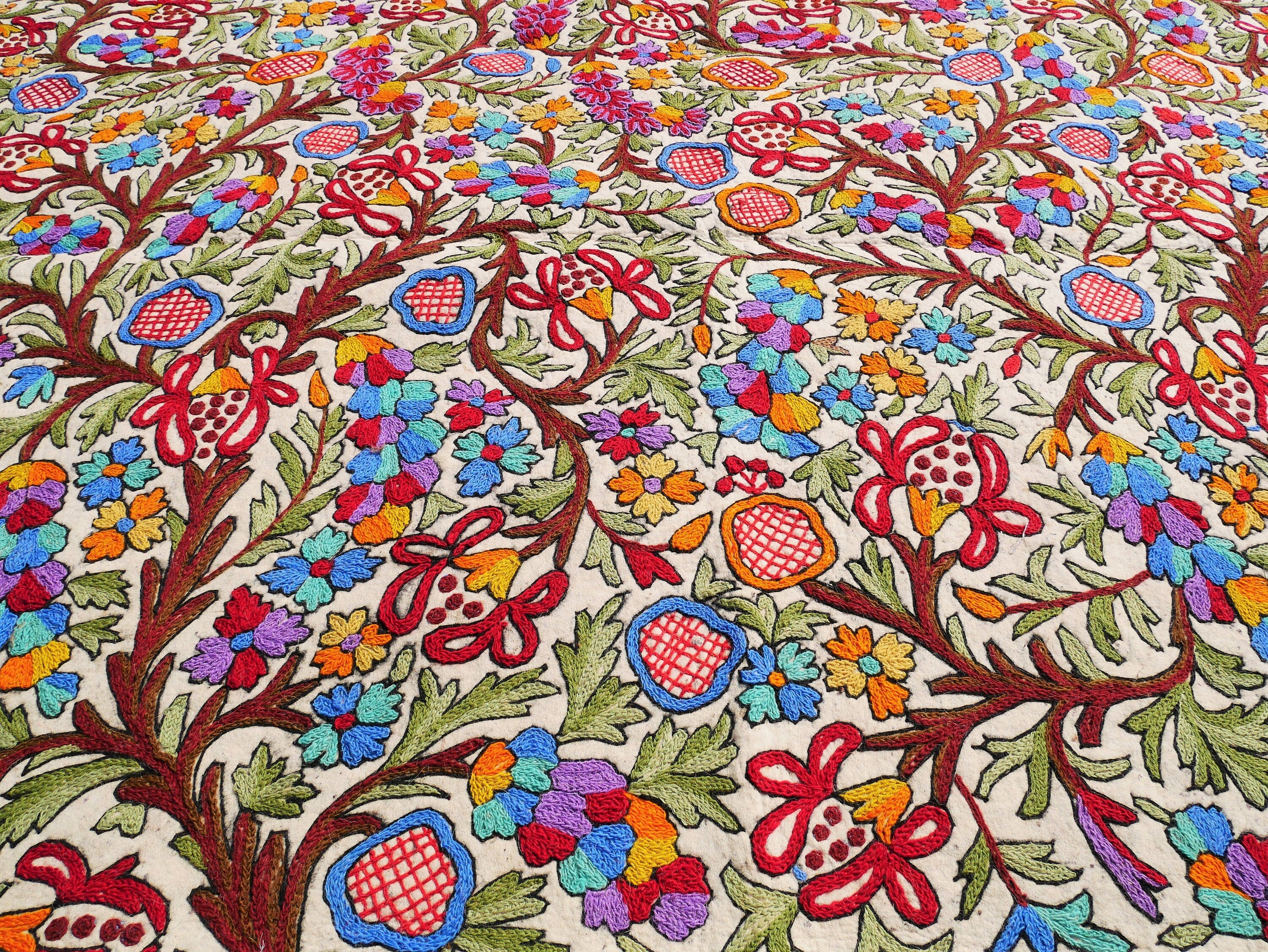 Kashmiri wool rug - Large floral rug 6x10' hand felted Namda | boho area rug - Indian floor rug | traditional embroidery | bohemian bedroom - The Shanti Home