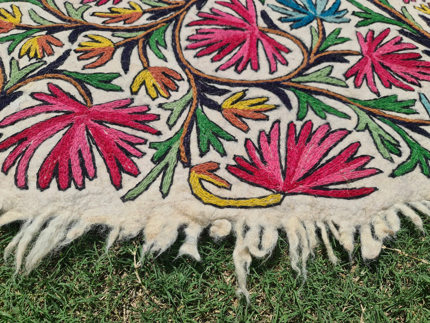 Kashmiri wool rug "Tree of life" boho area rug traditional Namda embroidery rug | hand felted 5ft bohemian bedroom rug - colorful floral rug - The Shanti Home