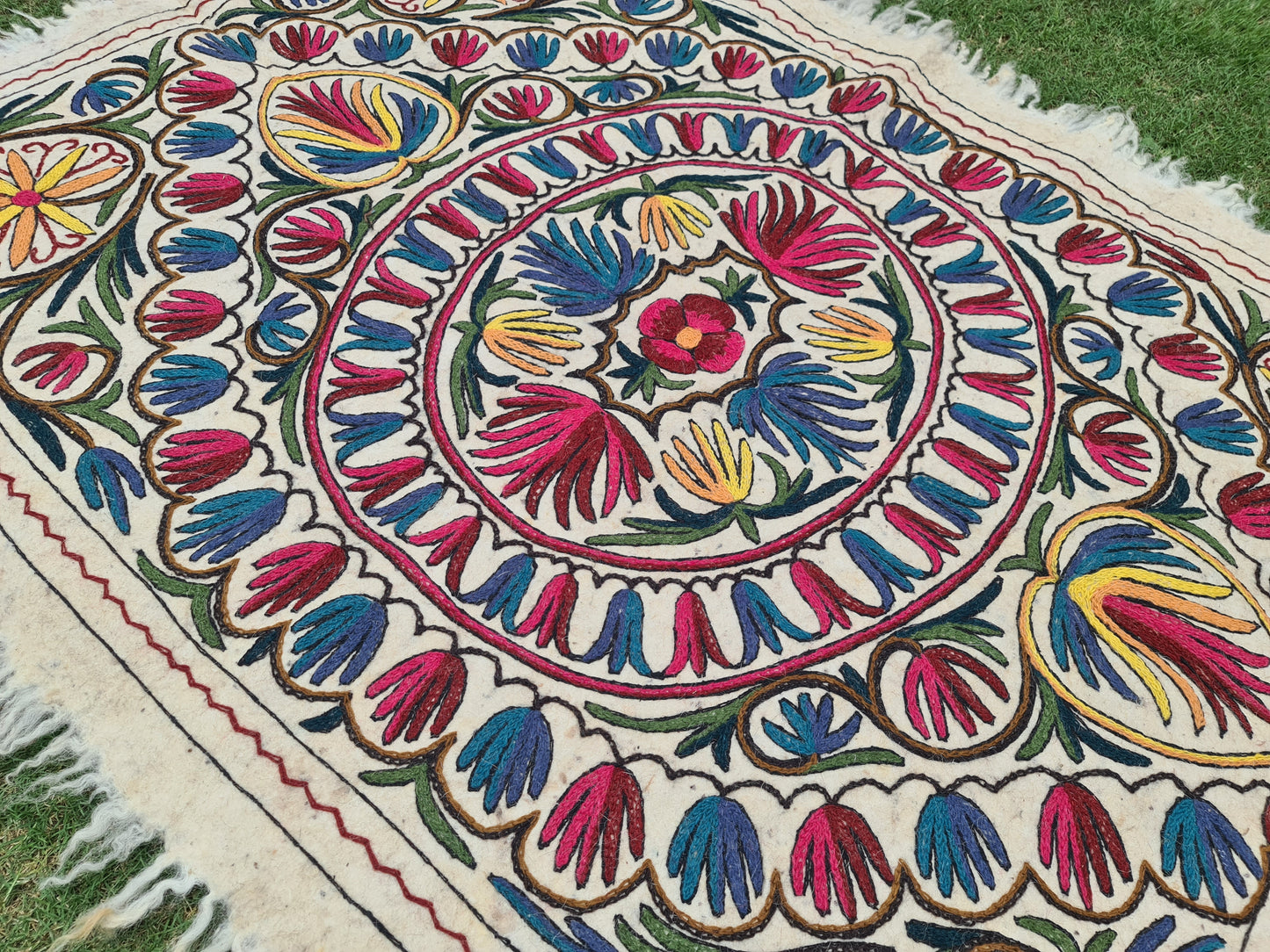 Wool rug Kashmiri "Namda" 6x4  hand felted and embroidered area rug - bohemian soft bedroom rug