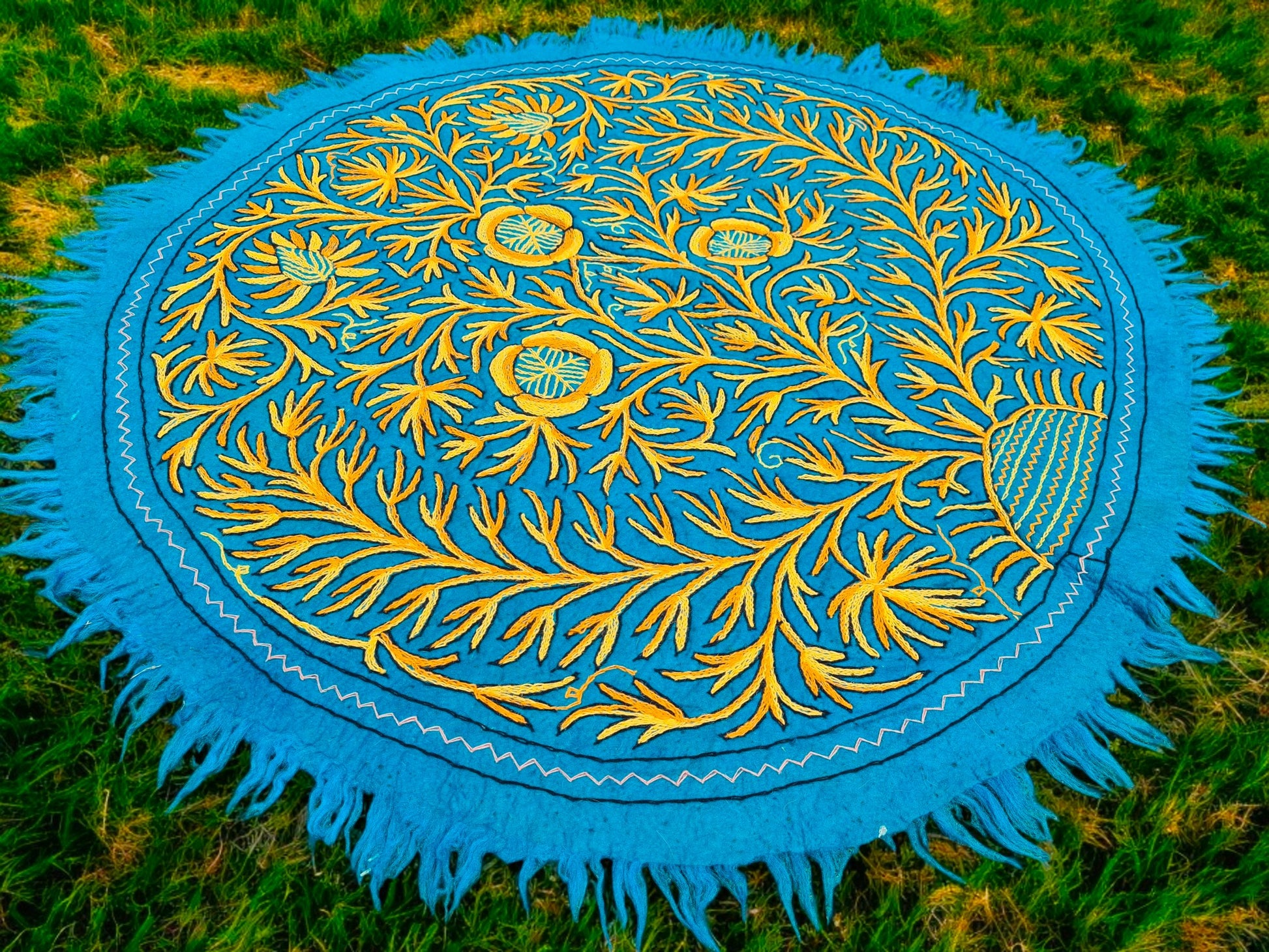 5ft Flower Namda - boho wool rug | hand felted and embroidered - Kashmiri area rug - Round wool rug - The Shanti Home