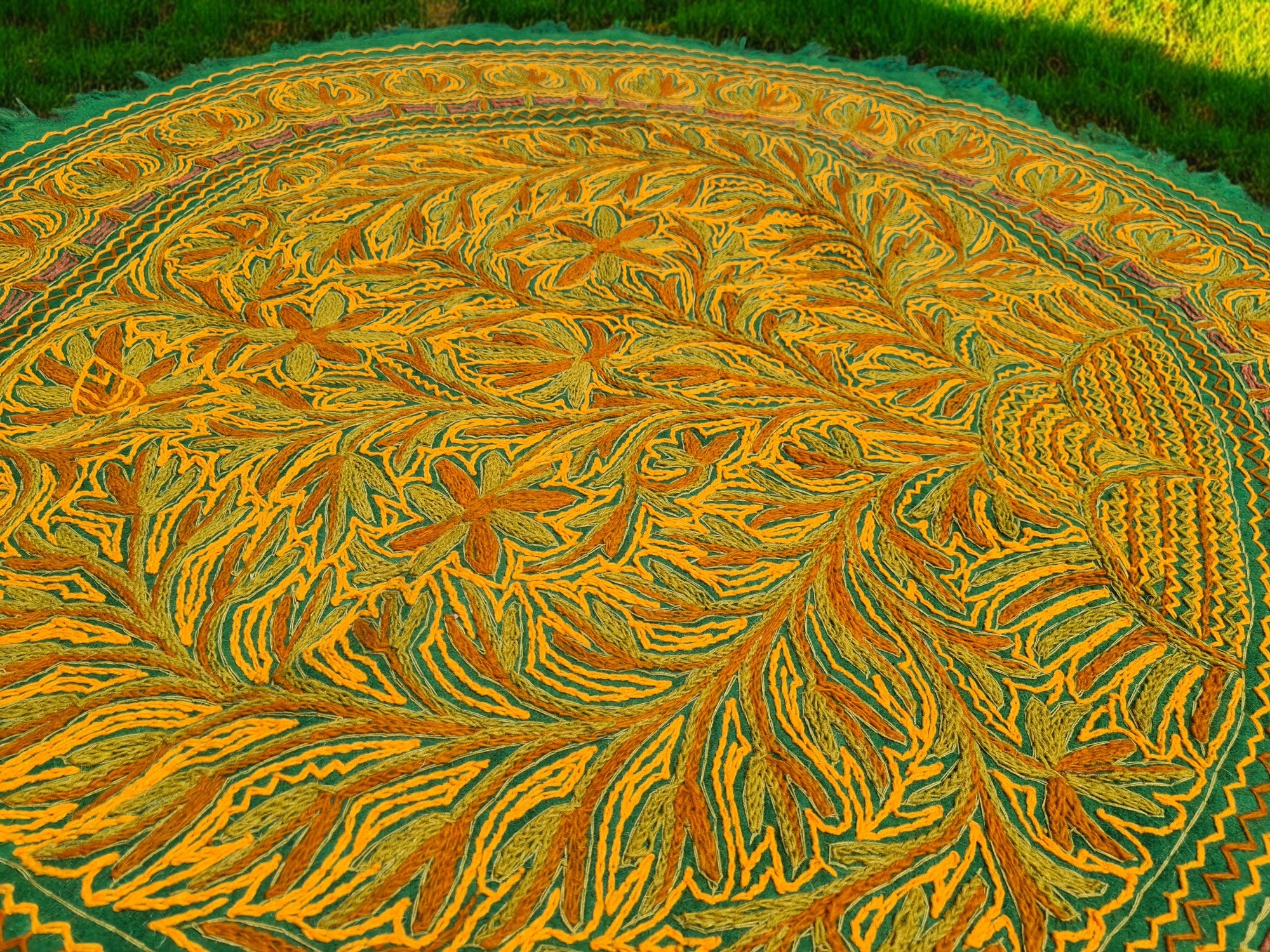 Kashmiri Namda rug 6ft - Mandala wool rug - boho area rug handfelted and embroidered - The Shanti Home