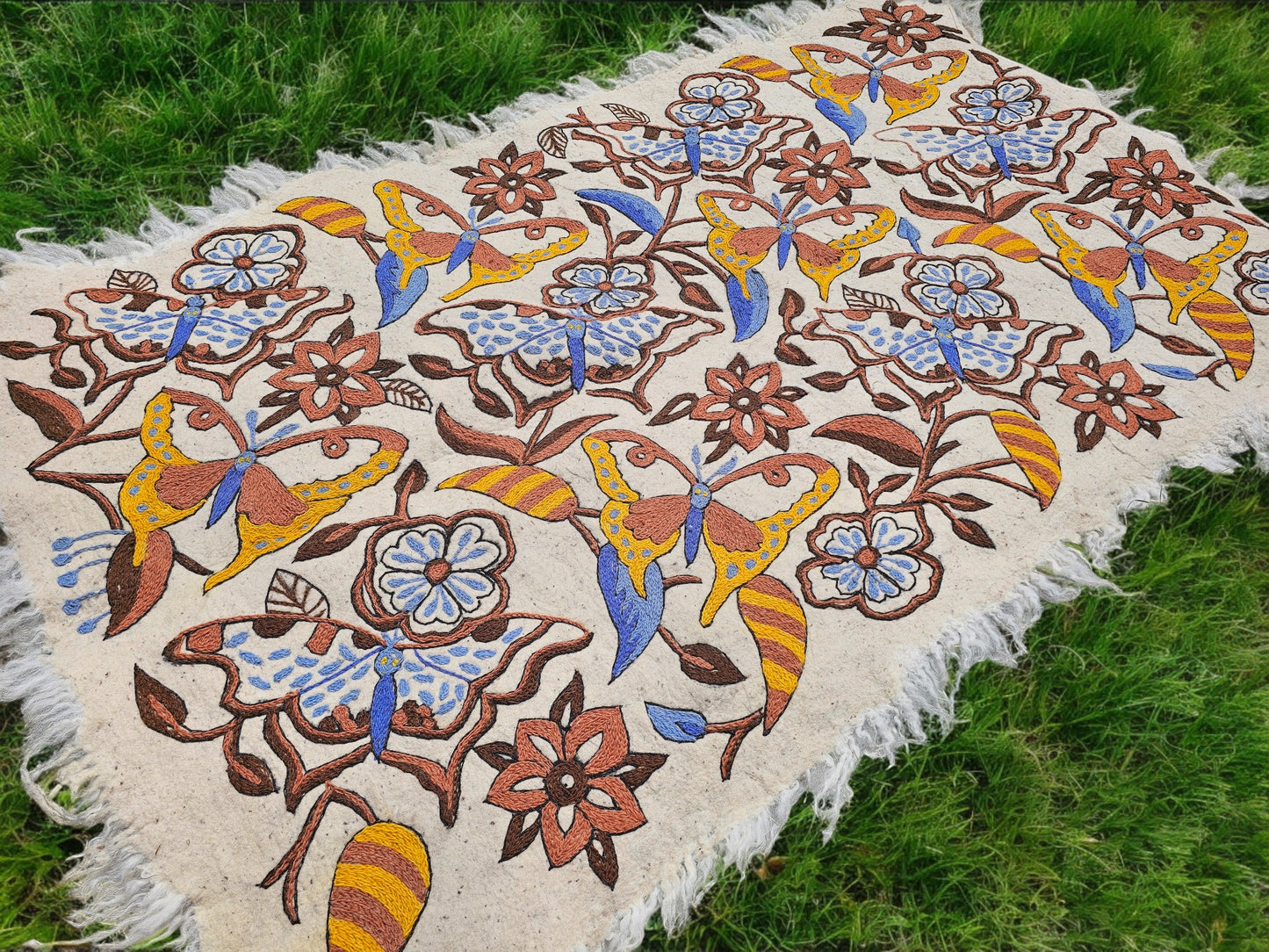 Handmade wool rug "Butterfly" traditional Namda felt rug from Kashmir | hand felted, embroidered 6x4 bohemian floor seating - boho area