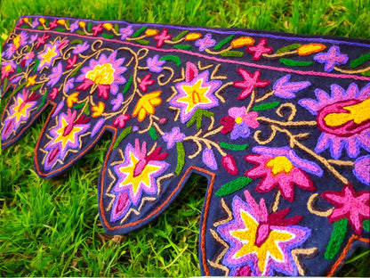 Kashmiri Toran Door Valance 39" Hand-Embroidered Floral Cotton & Wool Banner Crewel embroidery, Boho Wall/Window Decor (Kopie)