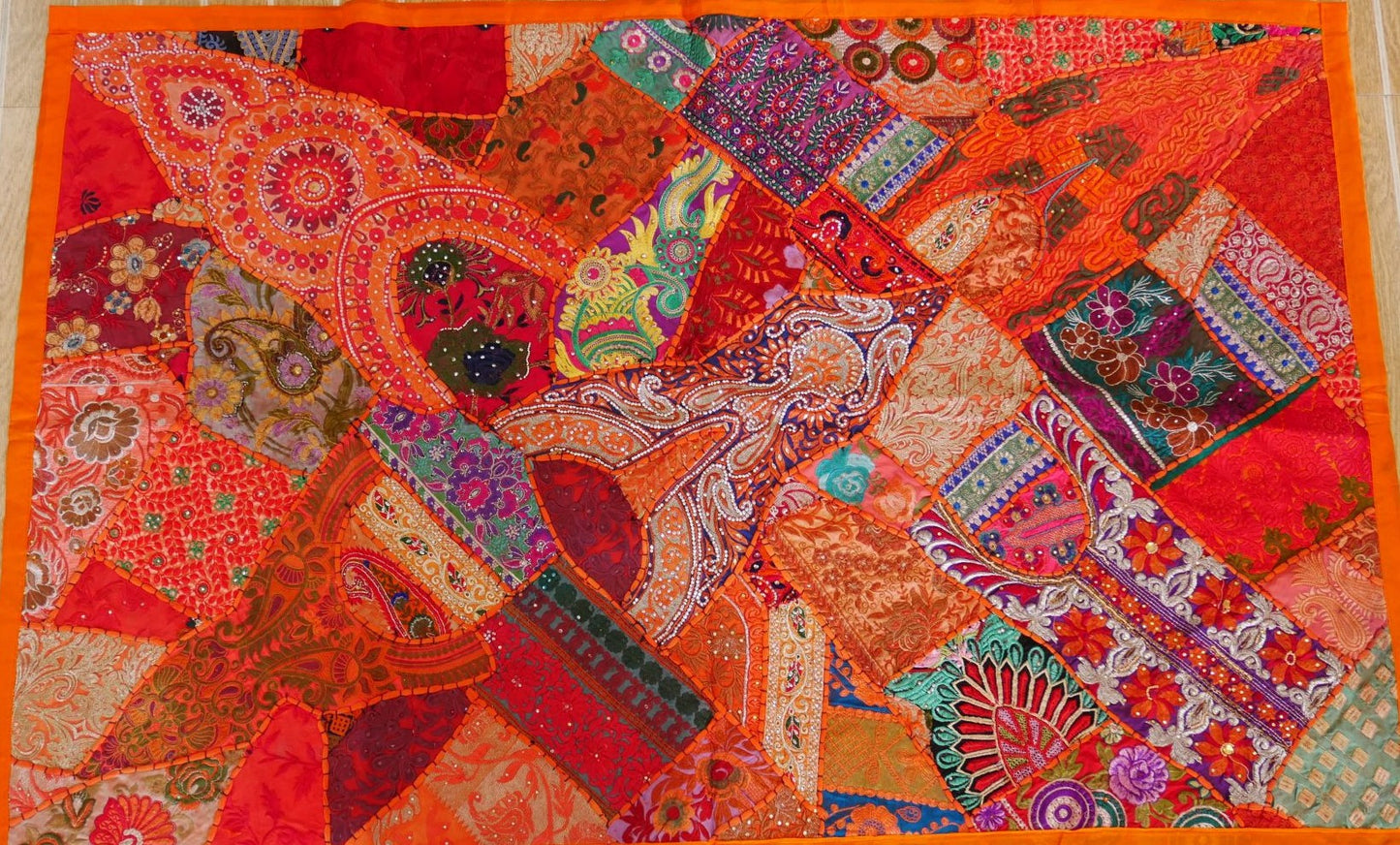 Gelber Patchwork-Wandteppich - indischer Hippie - Wandbehang im Boho-Stil