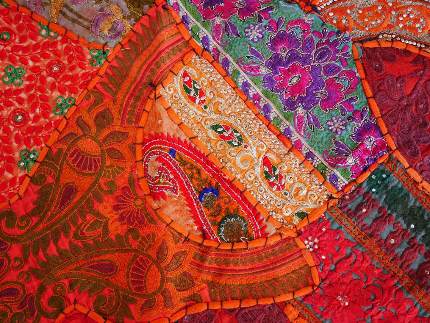 Gelber Patchwork-Wandteppich - indischer Hippie - Wandbehang im Boho-Stil