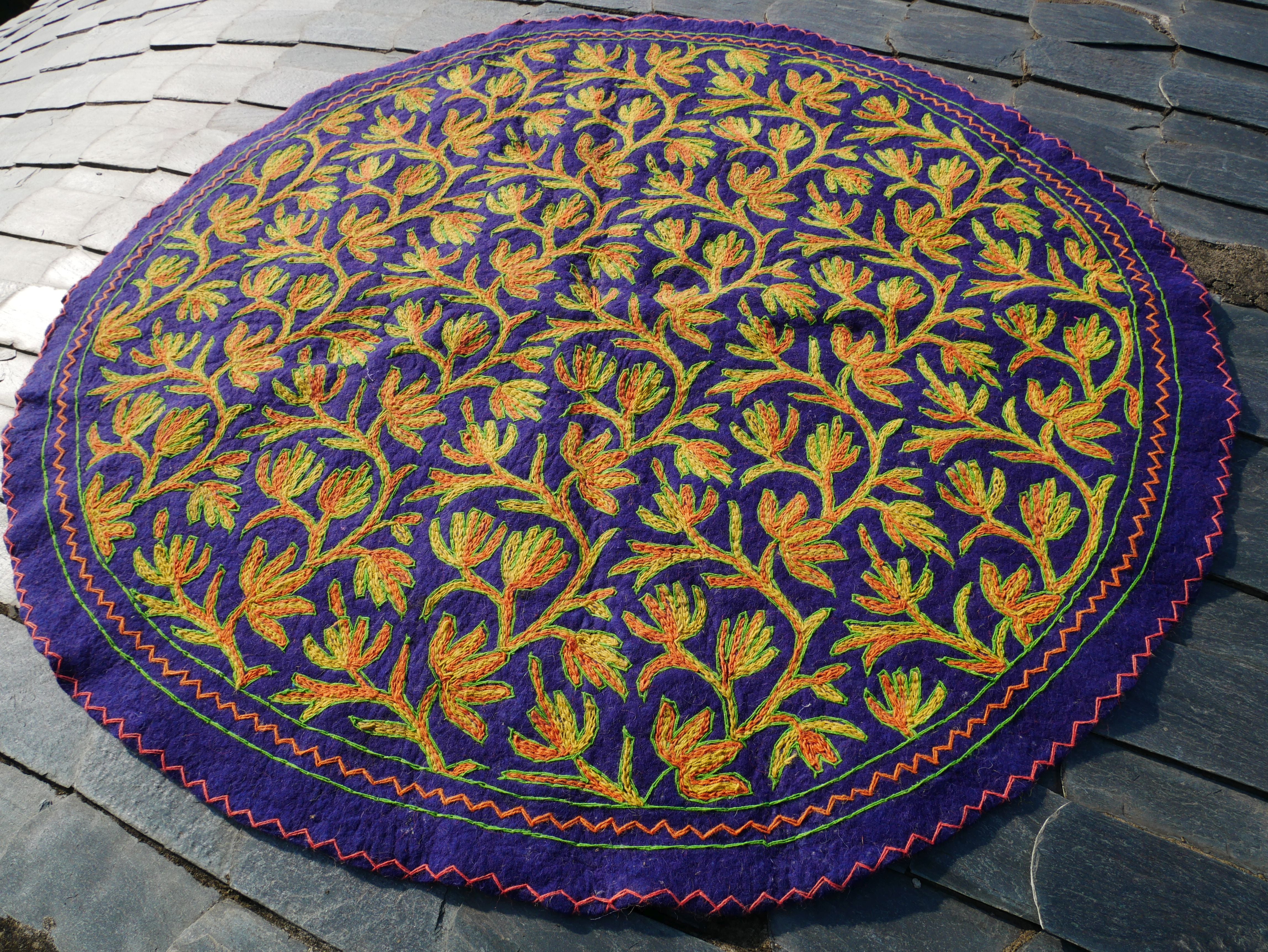 5ft Round Flower Namda Wool Rug | Hand-Felted & Embroidered | Boho Kashmiri Area Carpet