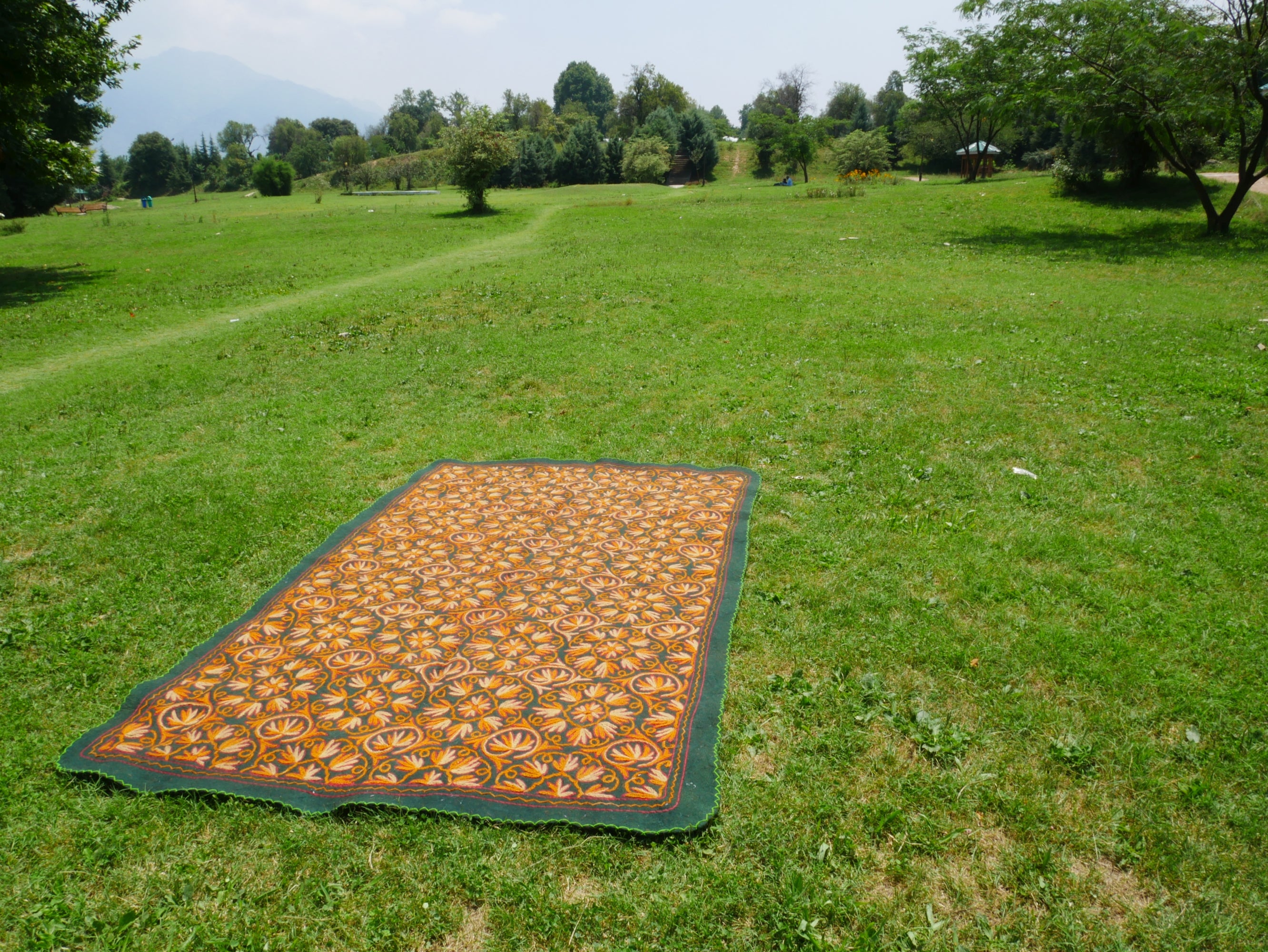 6*9 hand felted Kashmiri Namda - fully embroidered - soft bohemian bedroom rug - The Shanti Home