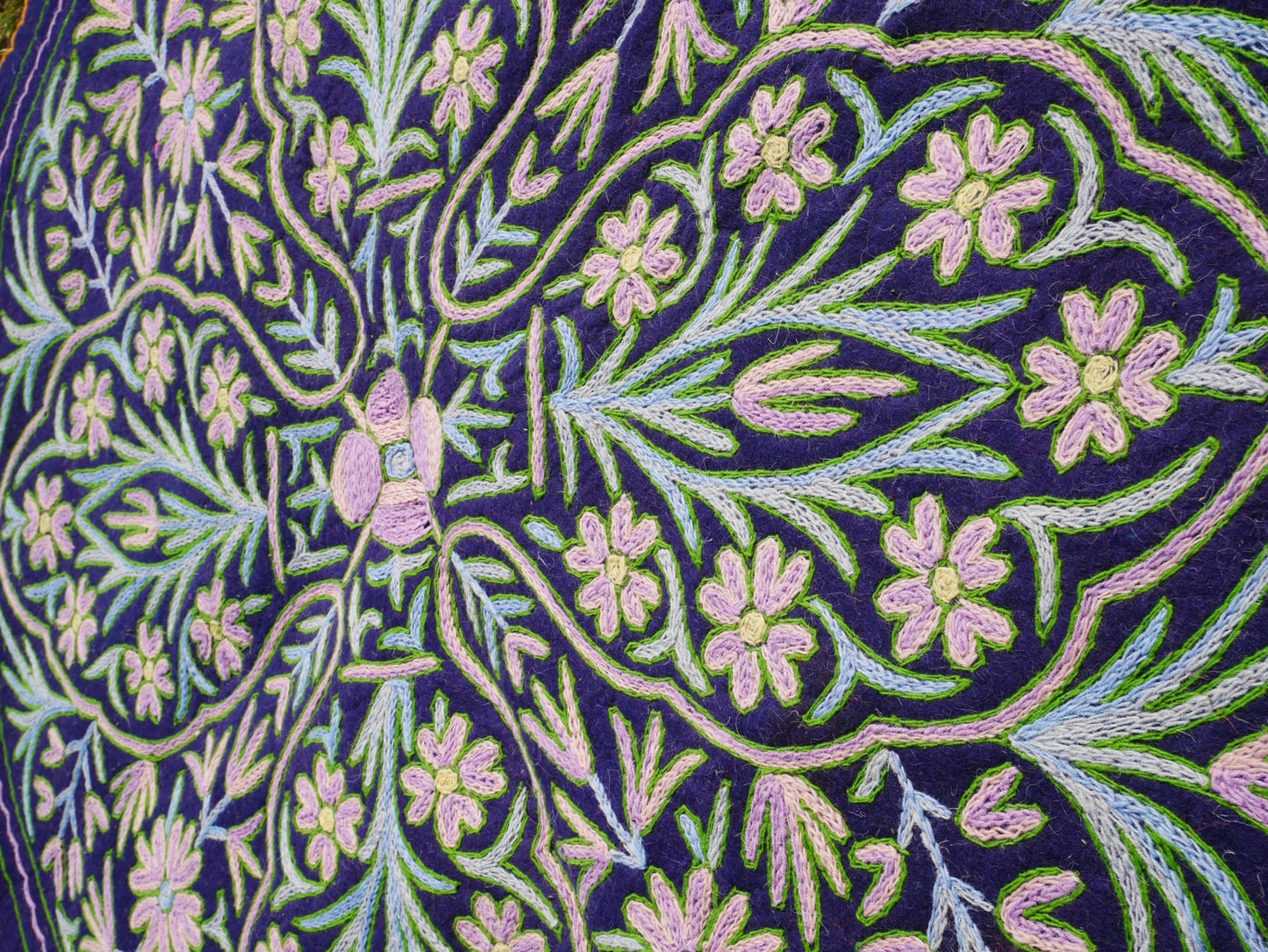 Kashmiri Namda rug 5ft - Mandala wool rug - boho area rug handfelted and embroidered