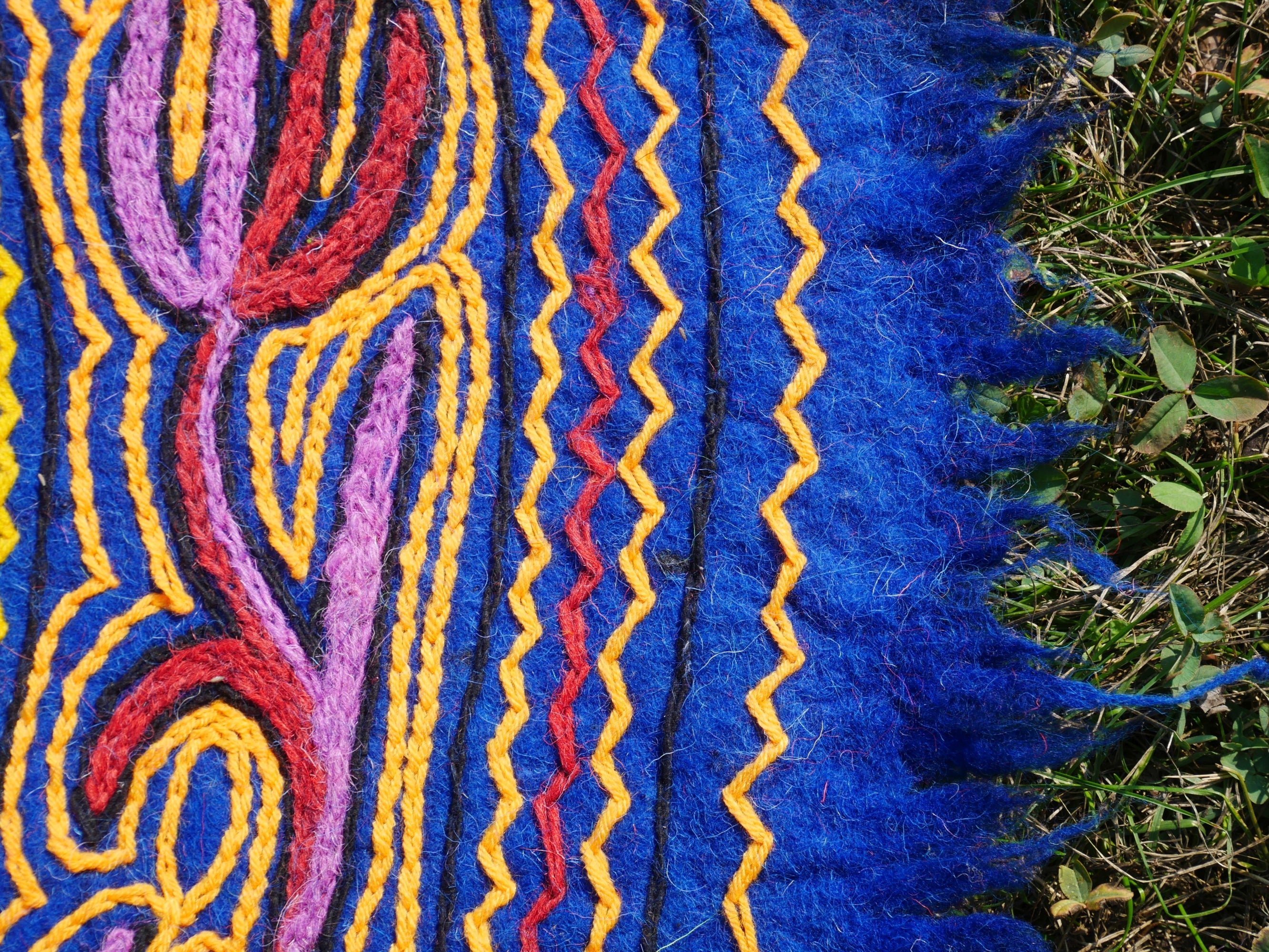 Kashmiri Namda rug 5ft - Mandala wool rug - boho area rug hand felted and embroidered