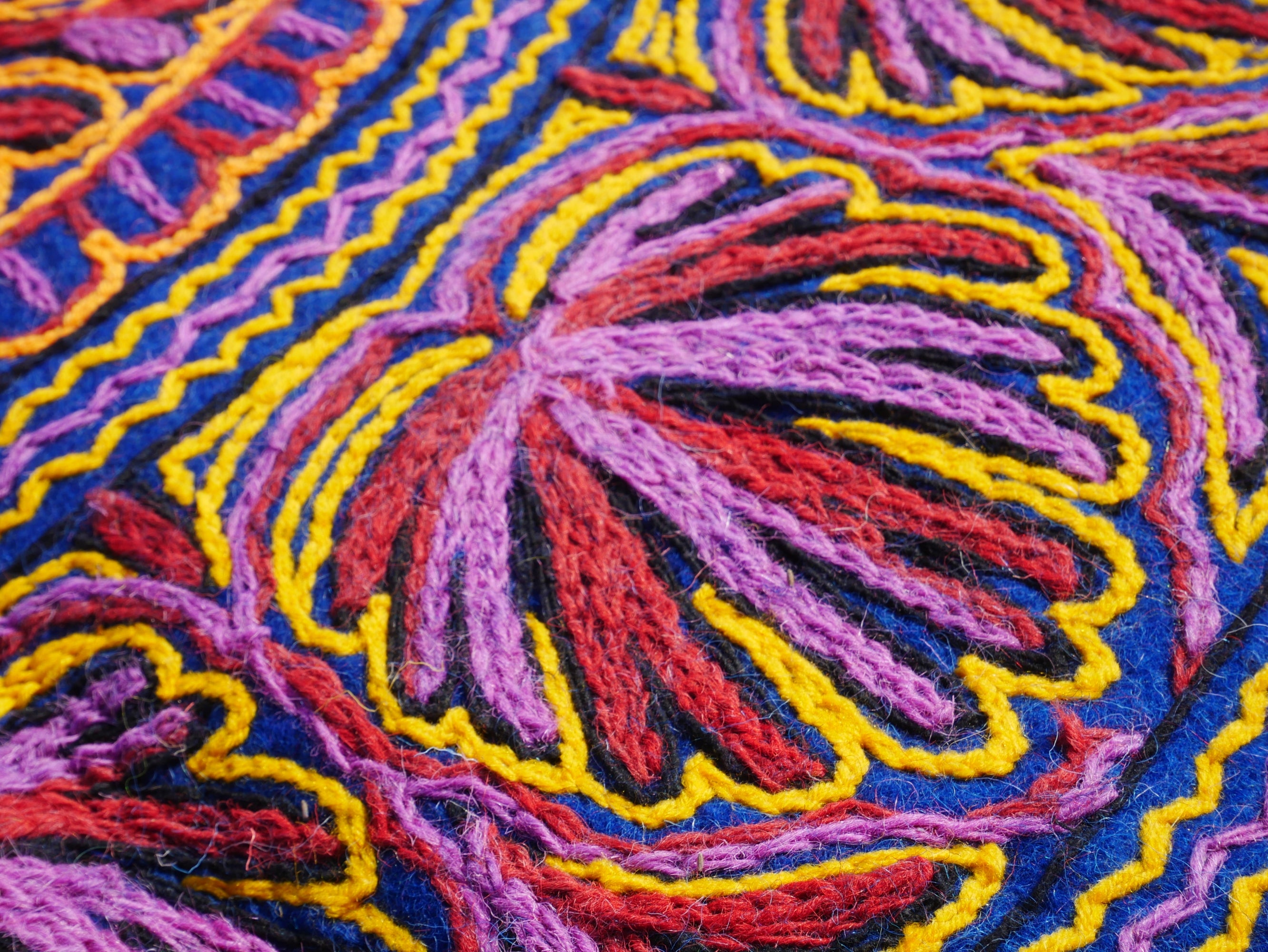 Kashmiri Namda rug 5ft - Mandala wool rug - boho area rug hand felted and embroidered